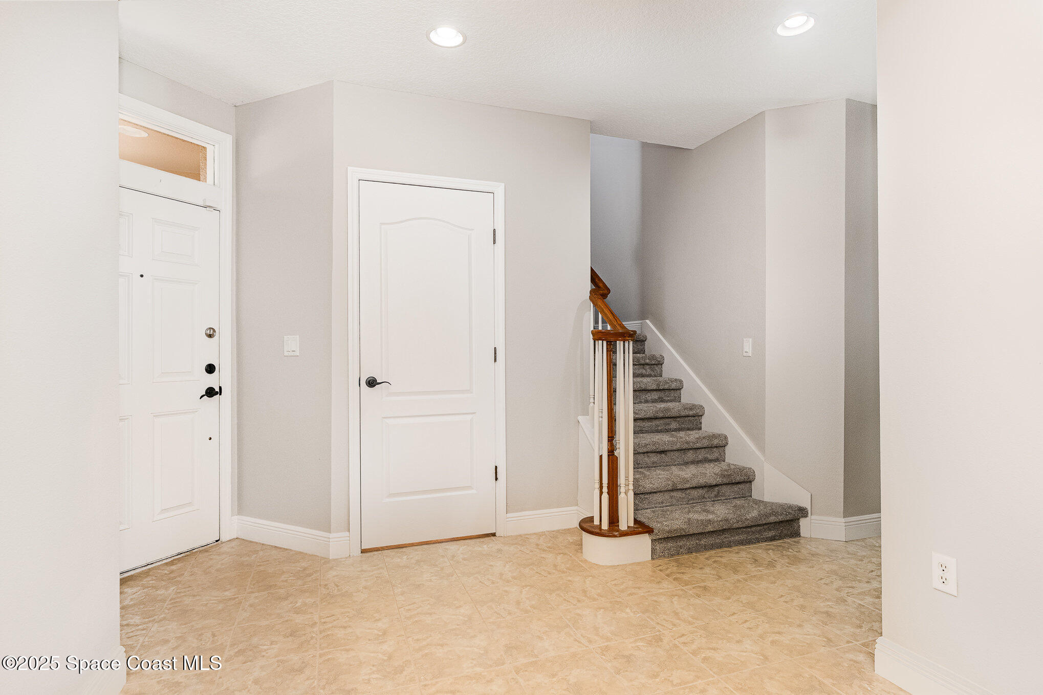 1243 Etruscan Way, 103