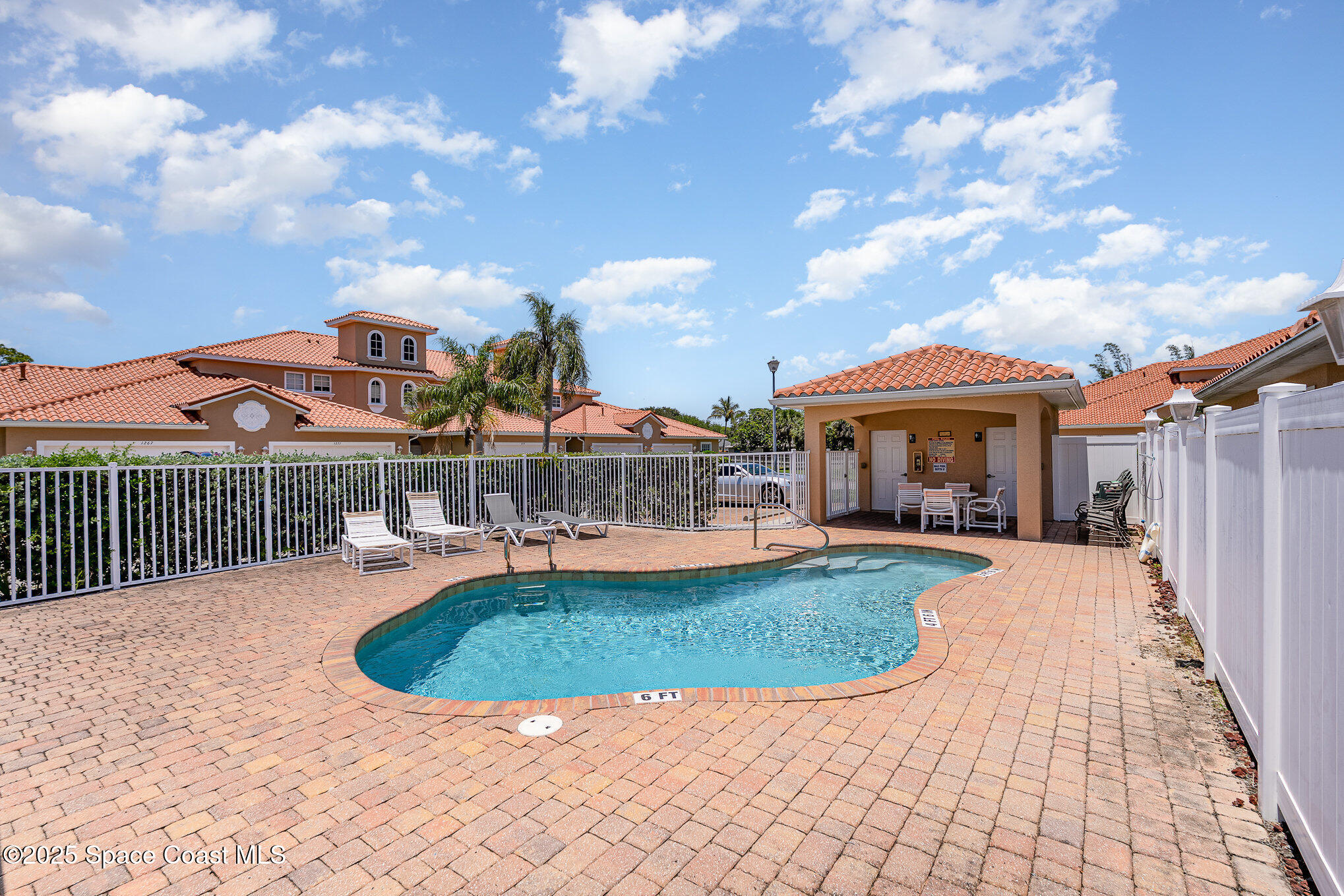 1243 Etruscan Way, 103