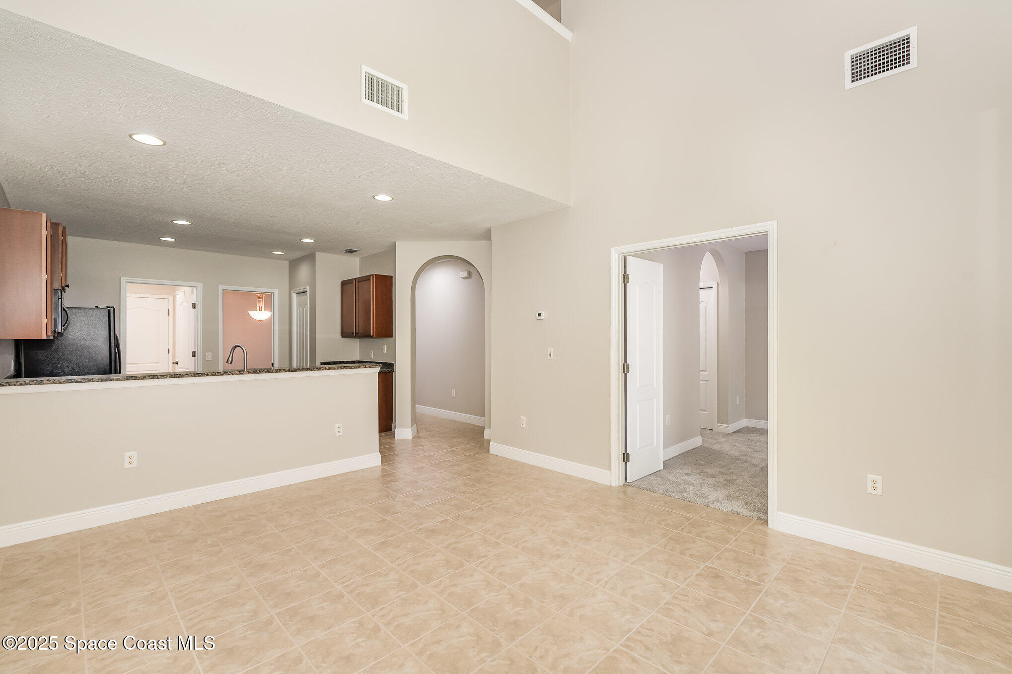 1243 Etruscan Way, 103