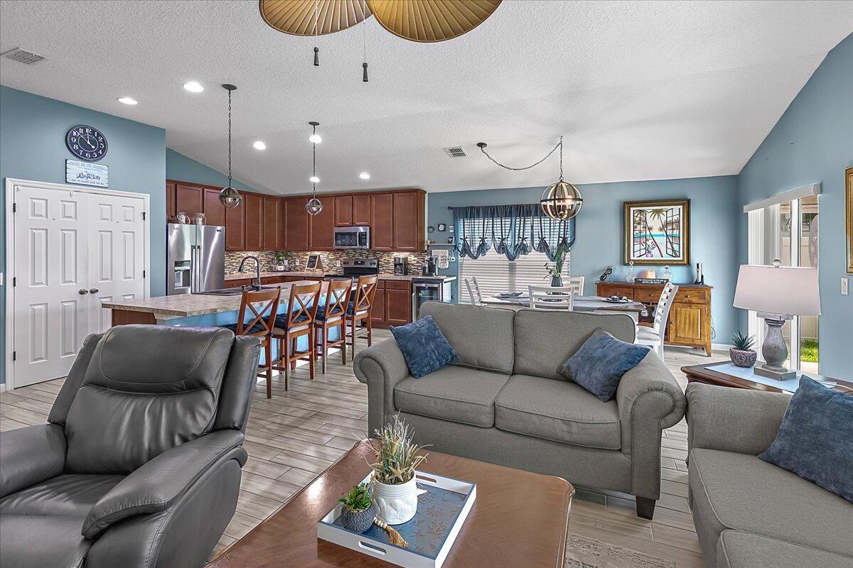 4135 Sage Brush Circle