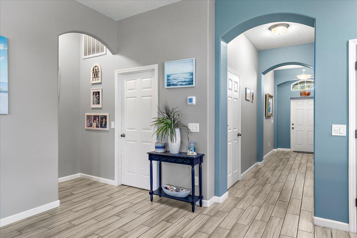 4135 Sage Brush Circle