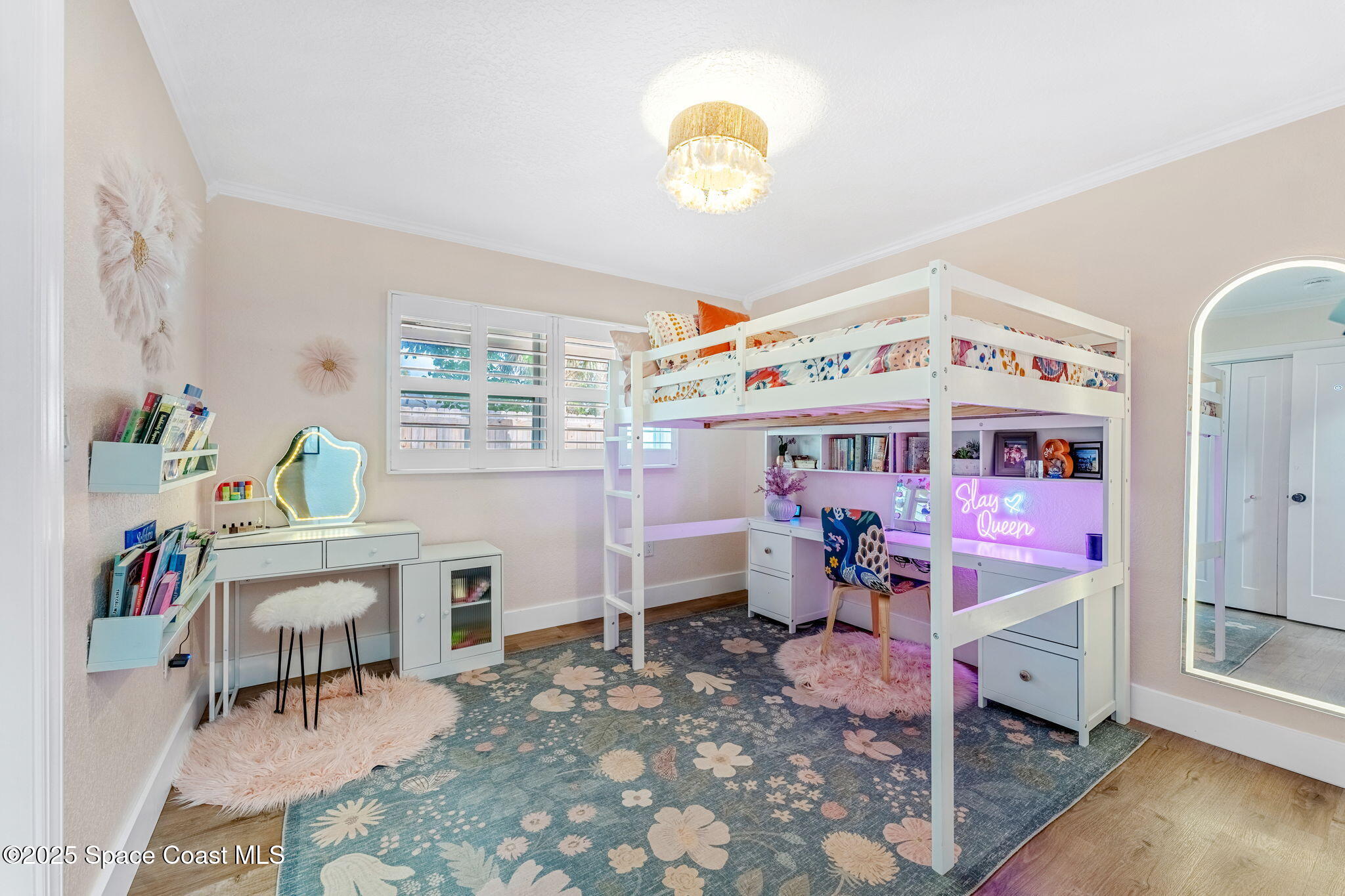316 Palm Court