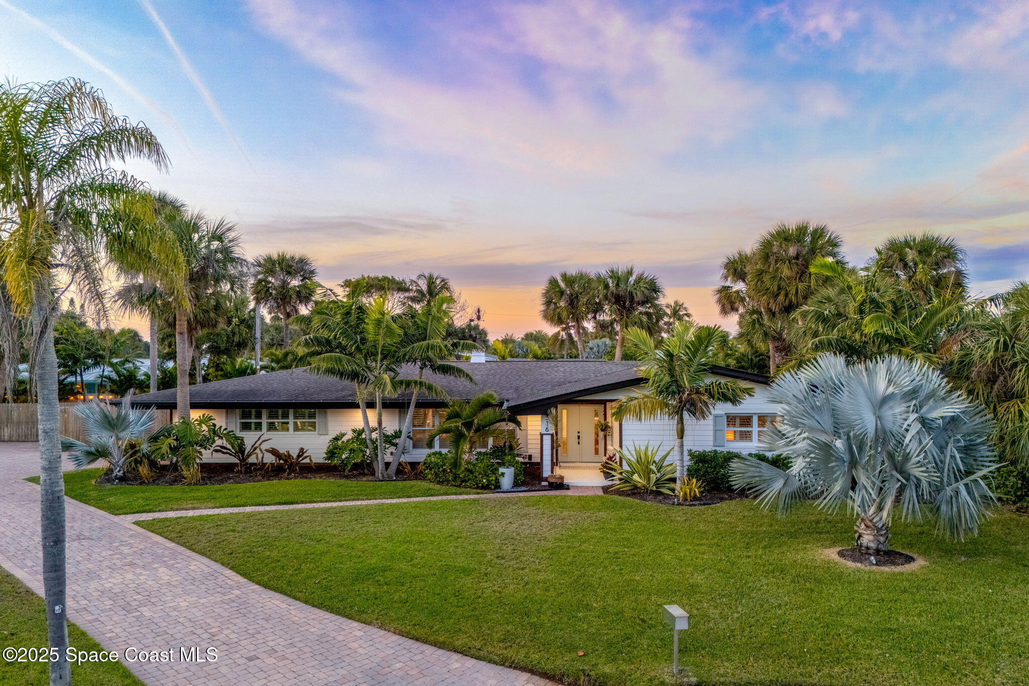 316 Palm Court