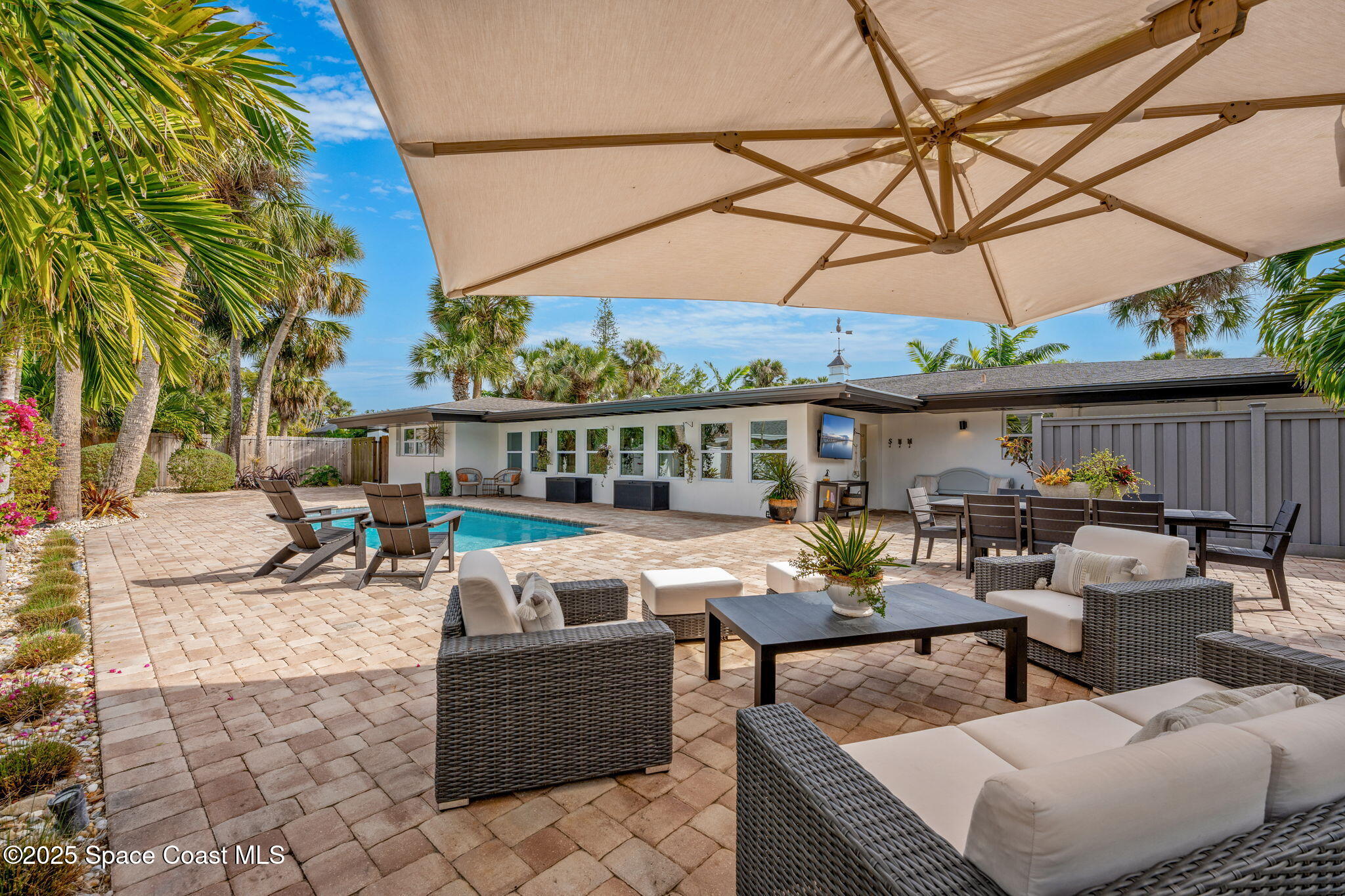 316 Palm Court