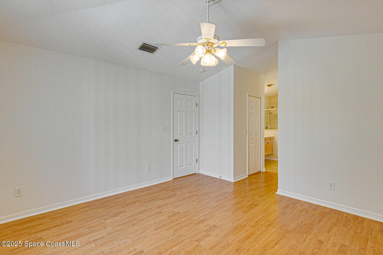 1059 Egret Lake Way