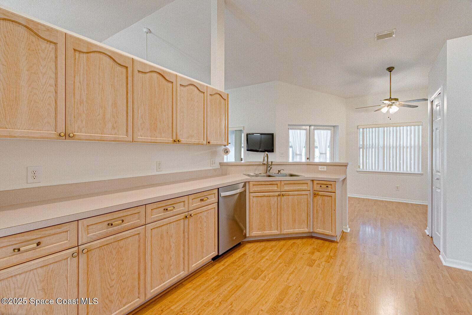 1059 Egret Lake Way