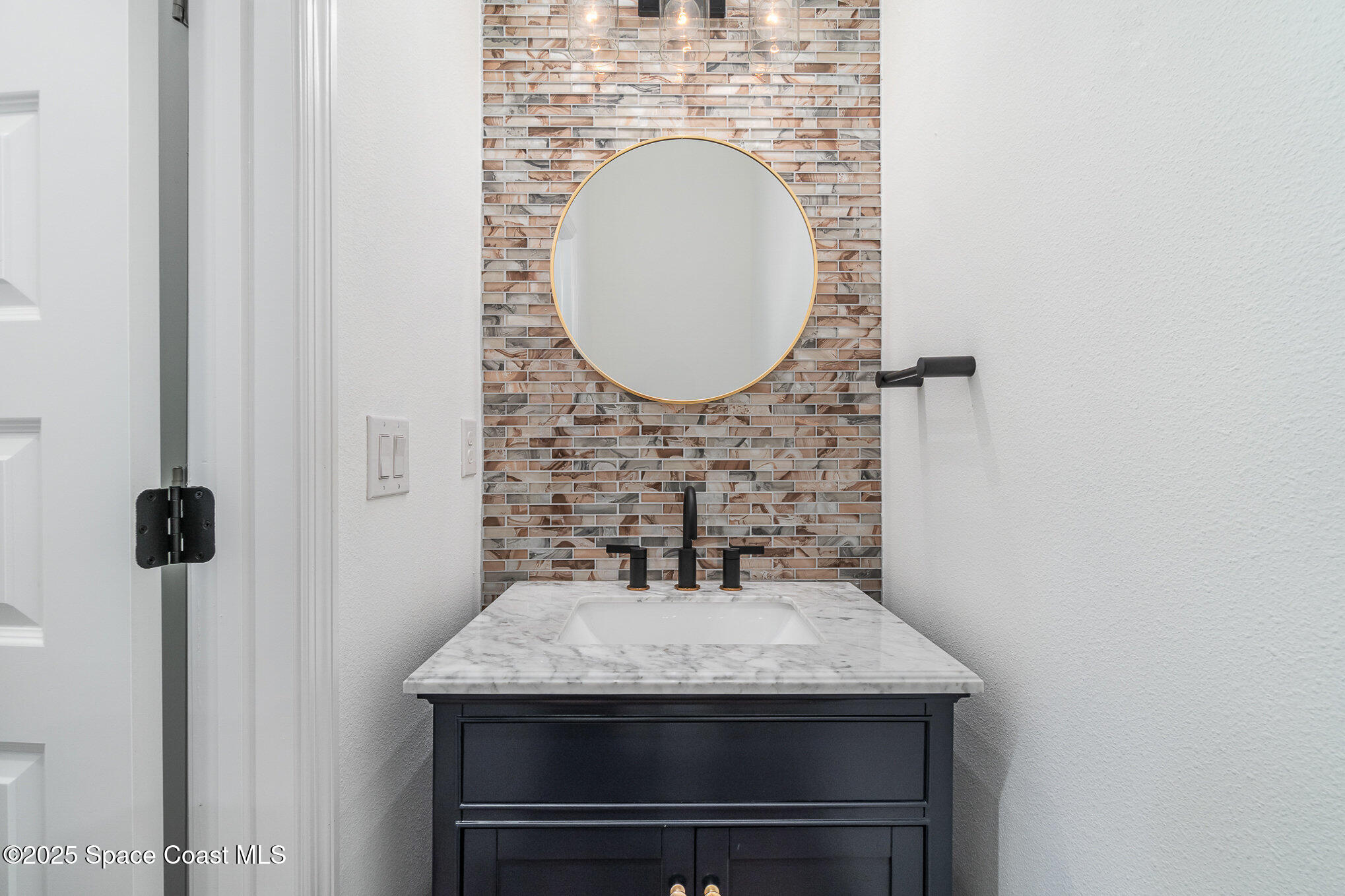 14346 San Domingo Boulevard