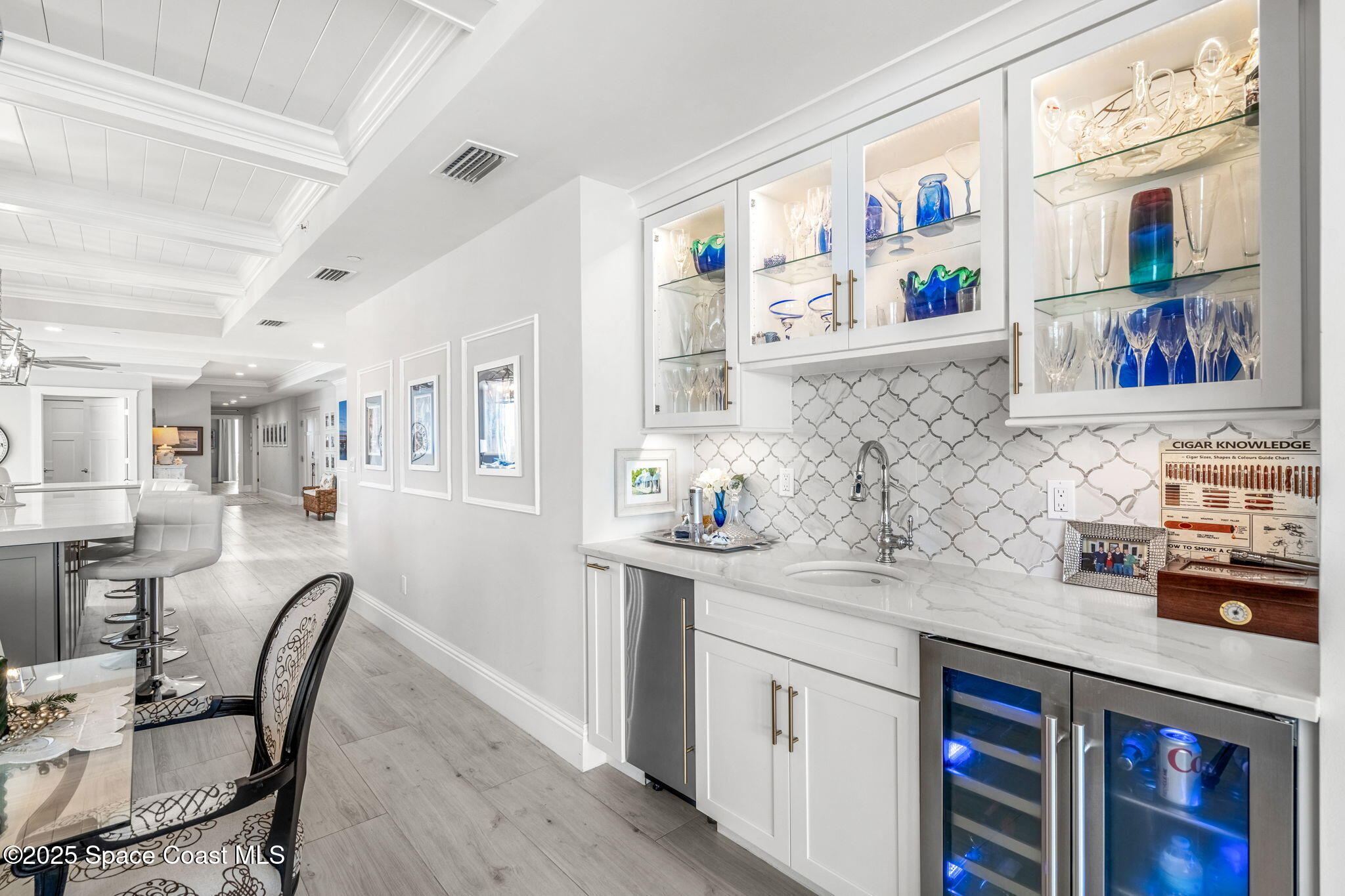 1645 N Highway A1a, 303
