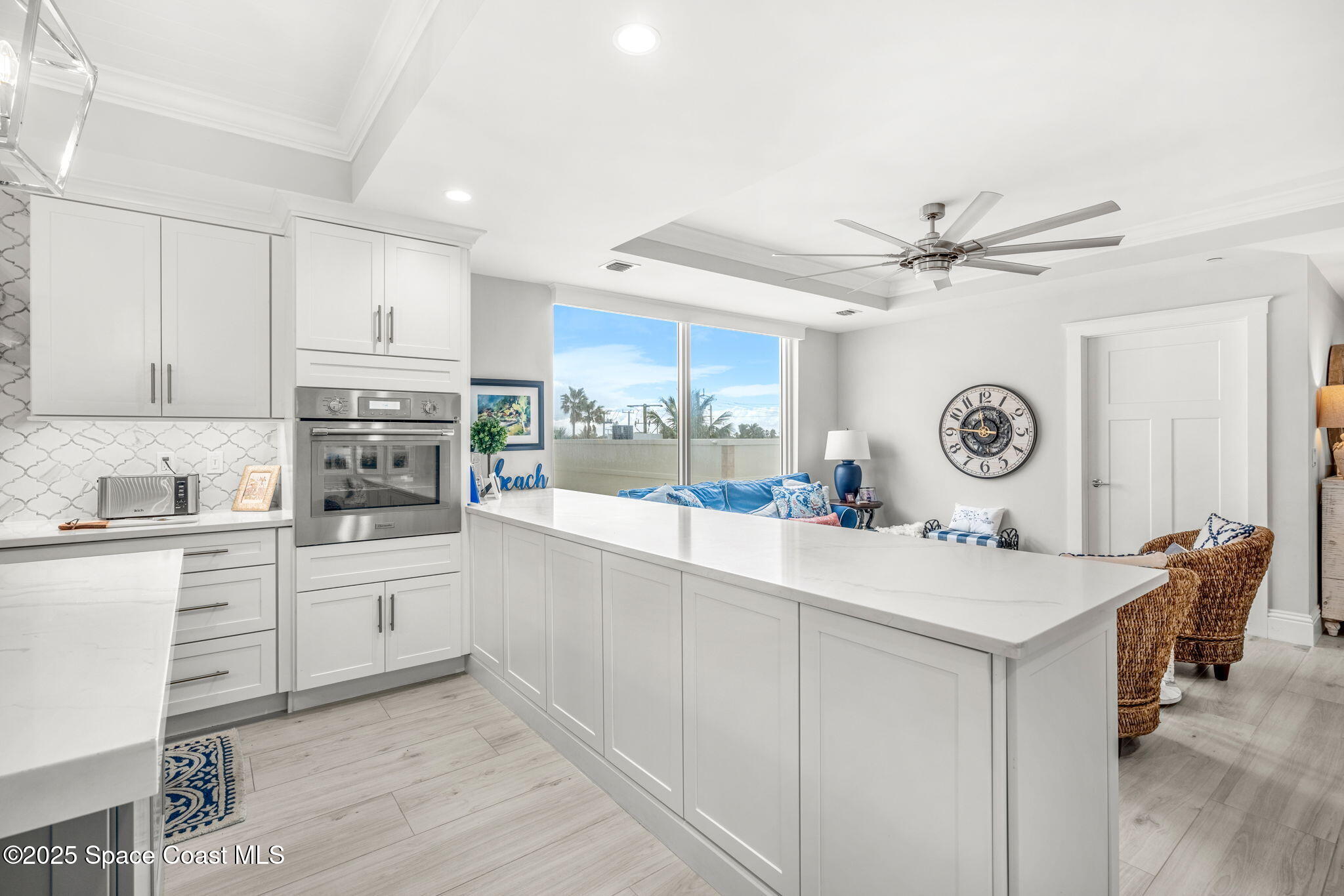 1645 N Highway A1a, 303