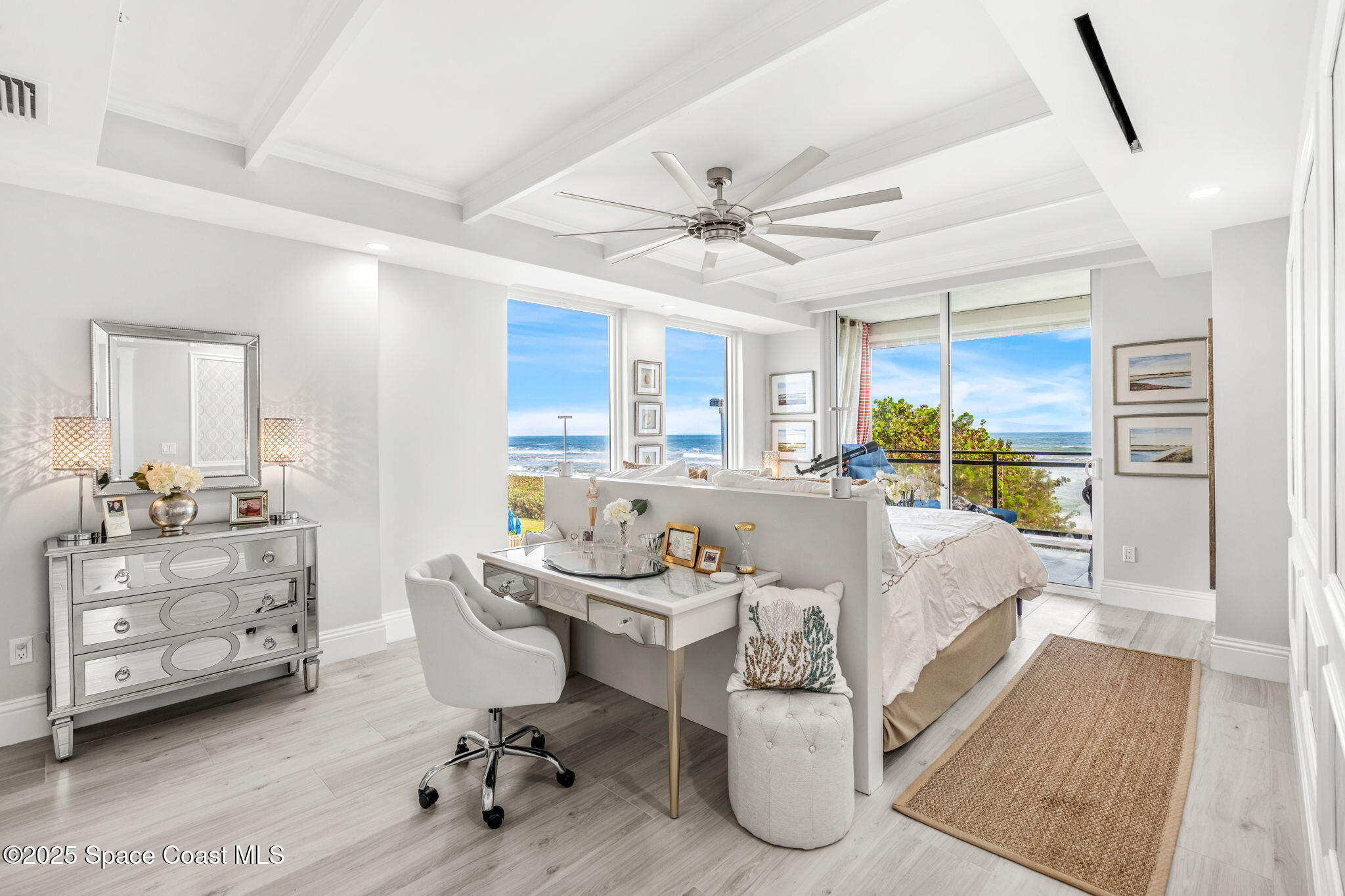1645 N Highway A1a, 303