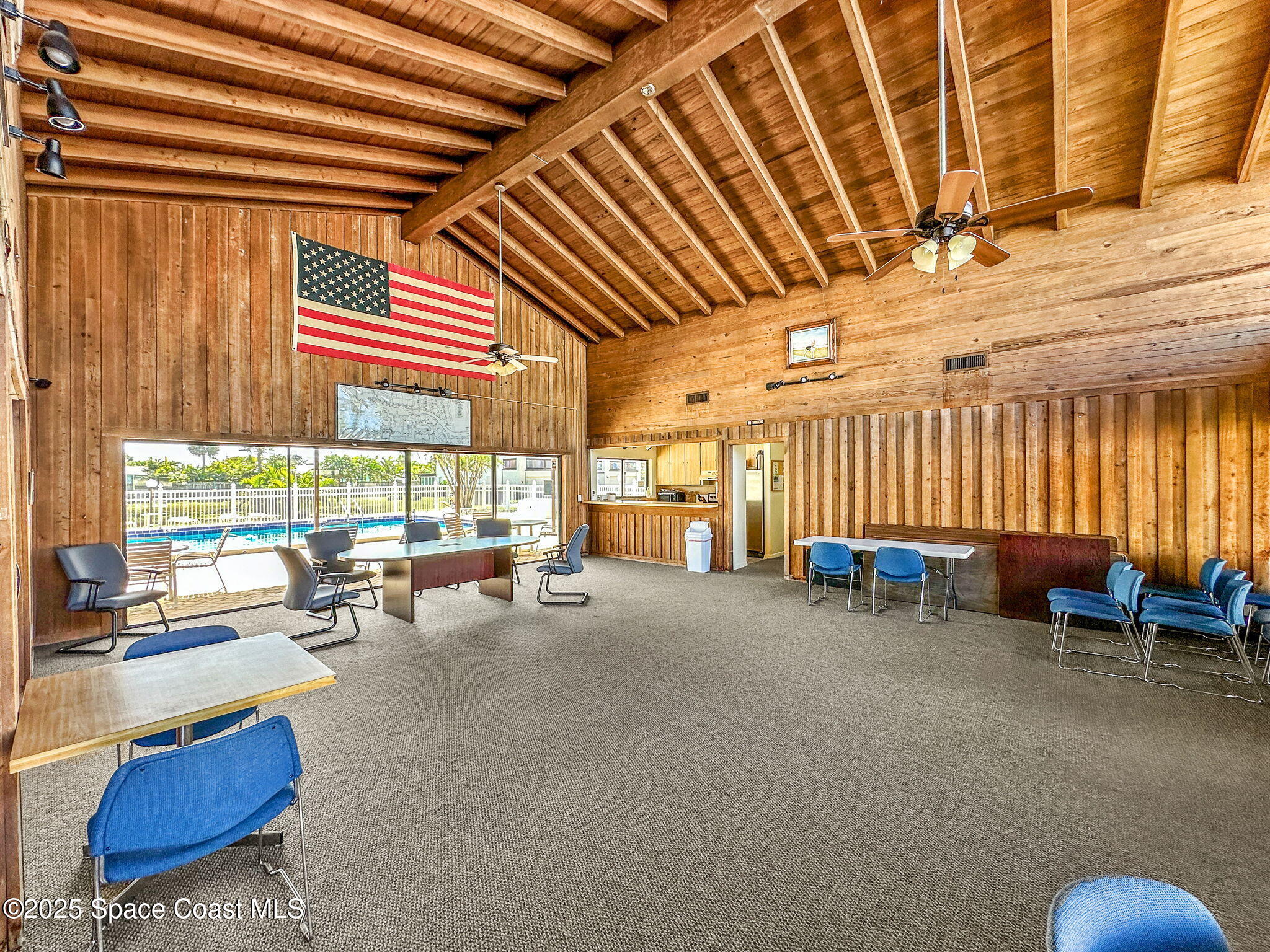 166 Skyline Boulevard