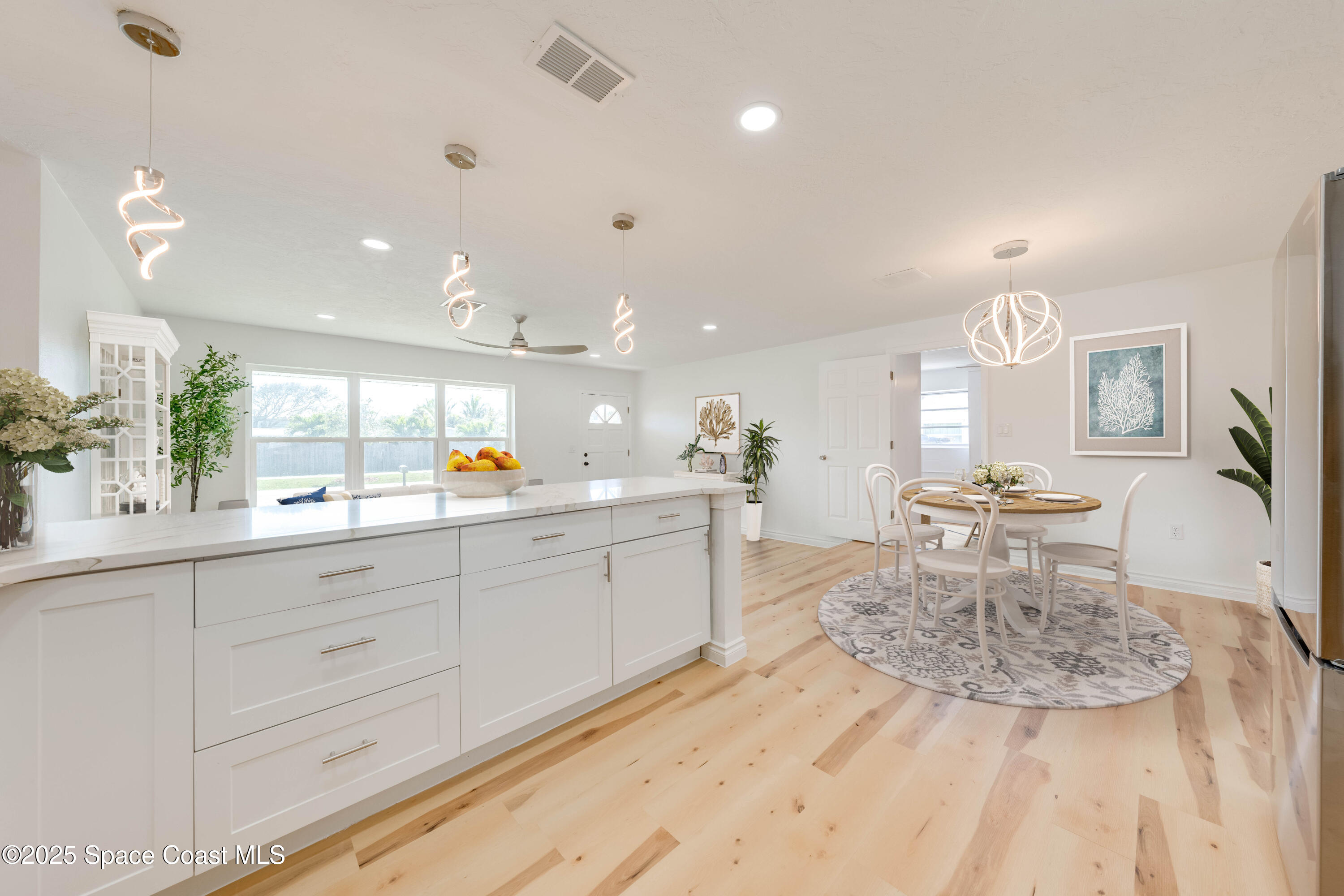 380 Cassia Boulevard