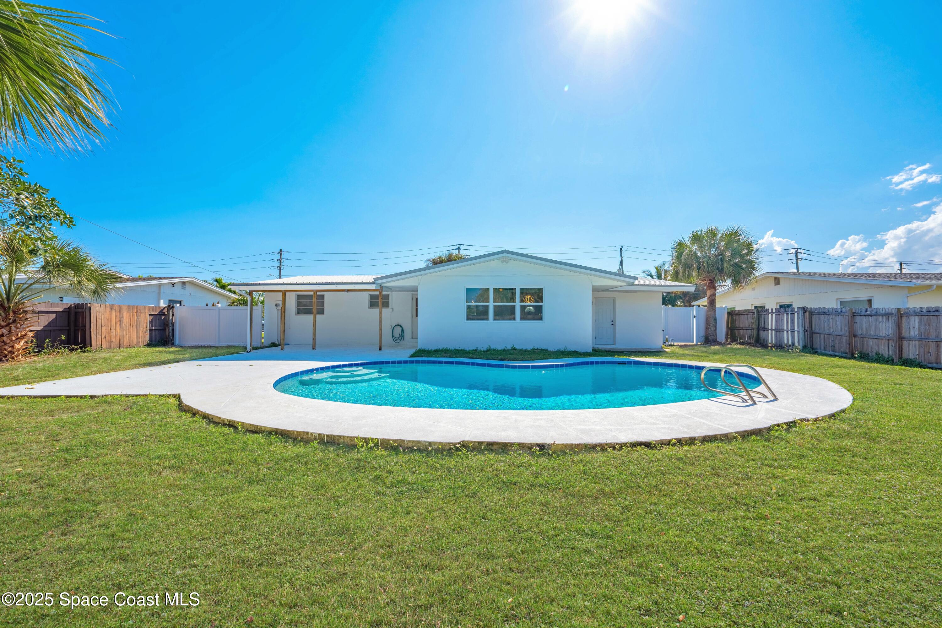 380 Cassia Boulevard