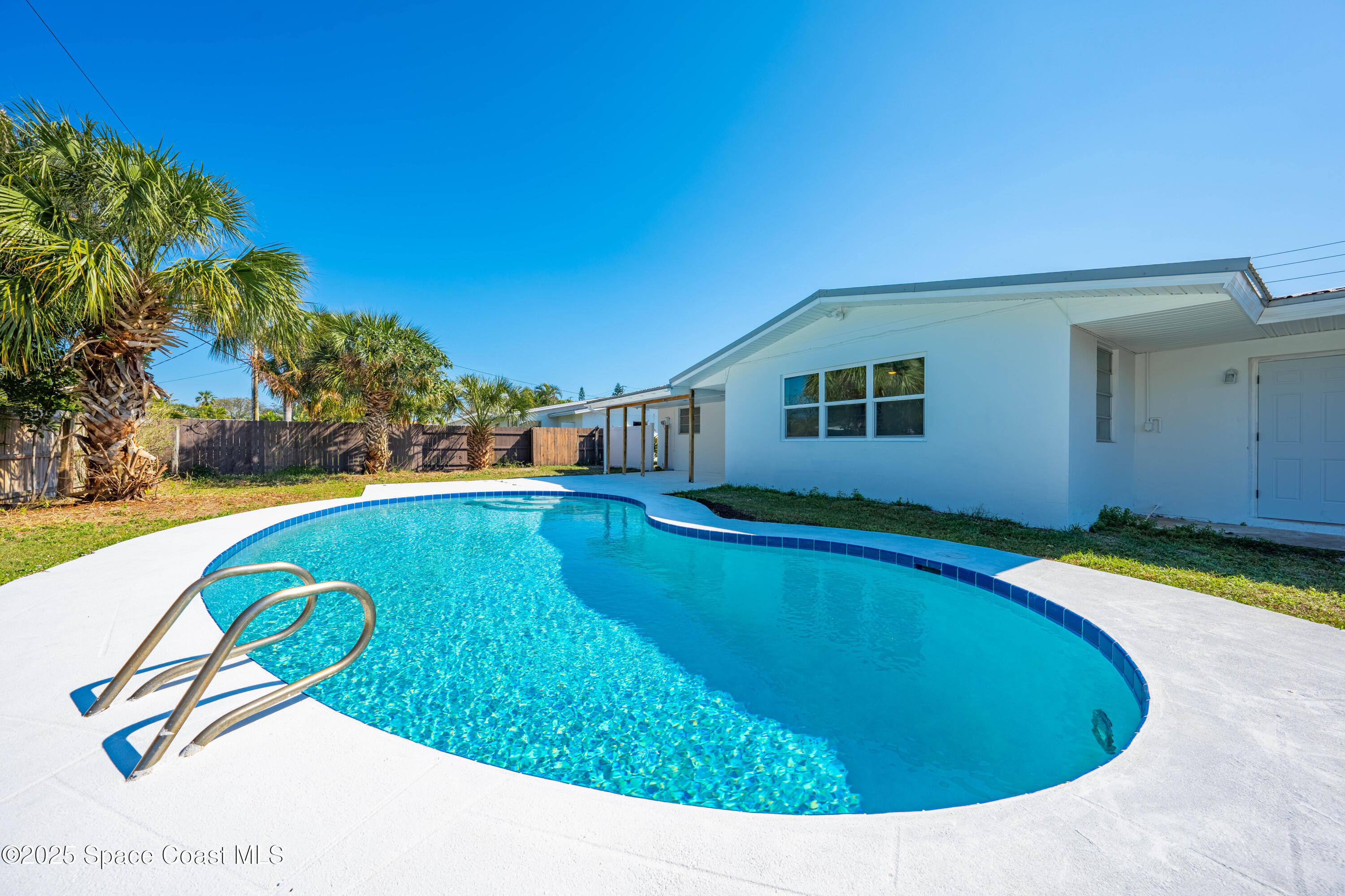 380 Cassia Boulevard