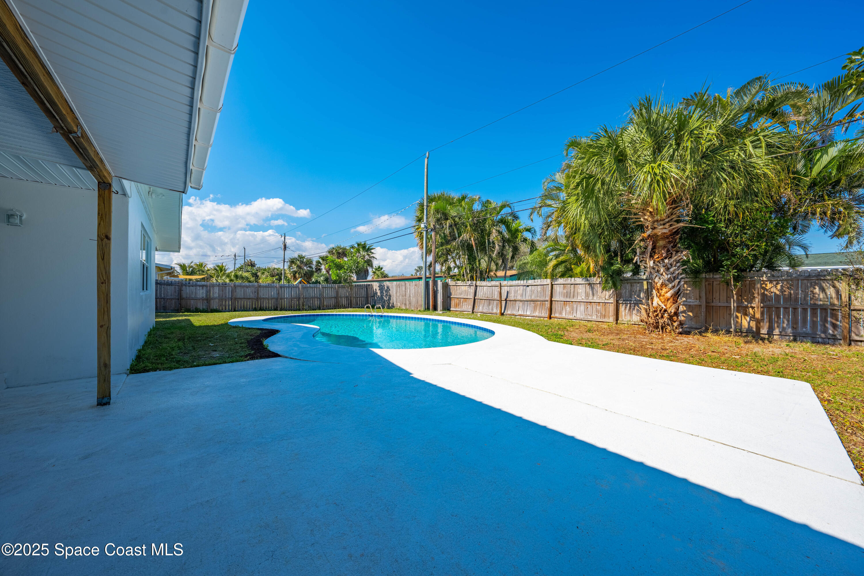 380 Cassia Boulevard