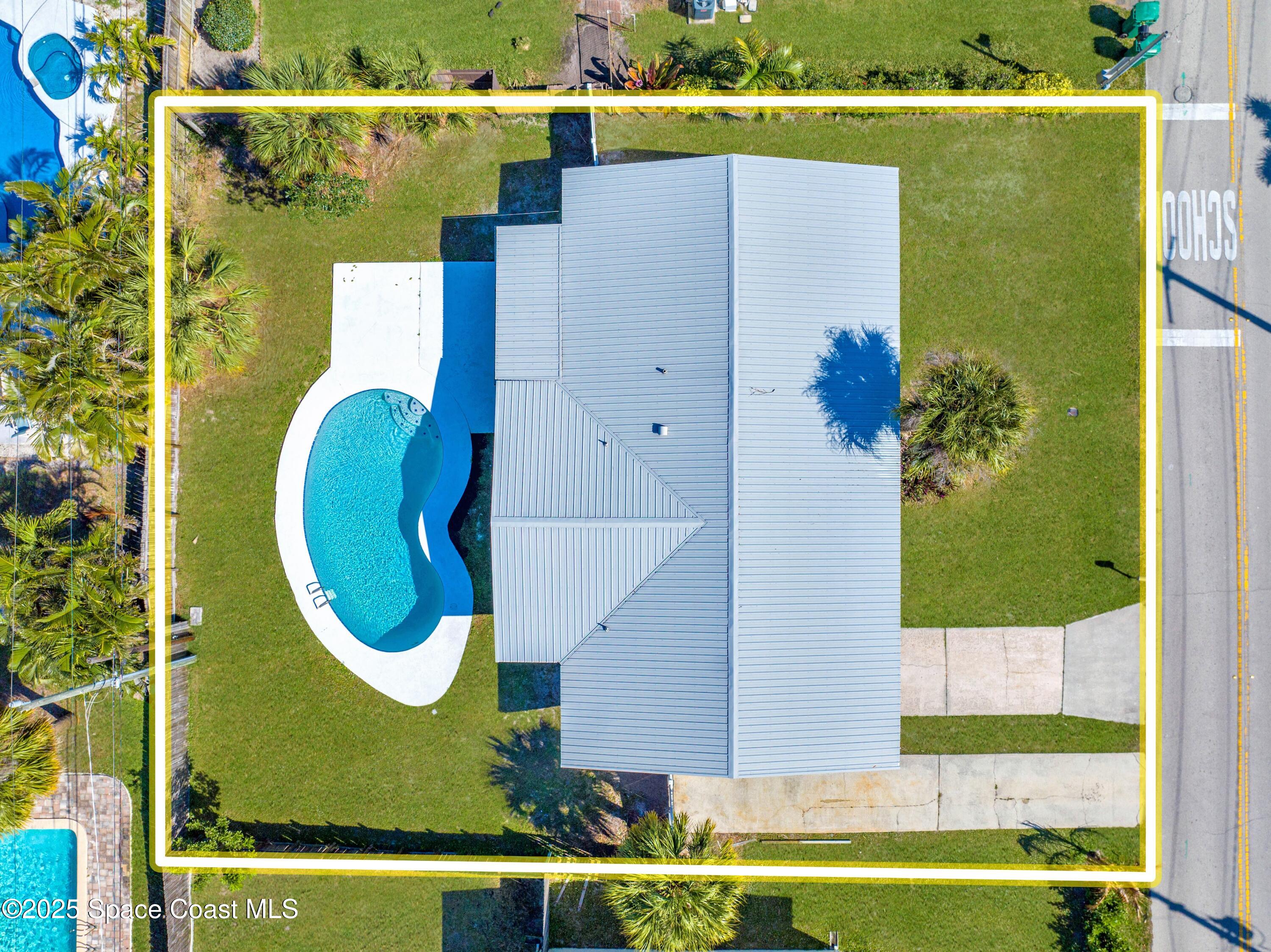 380 Cassia Boulevard