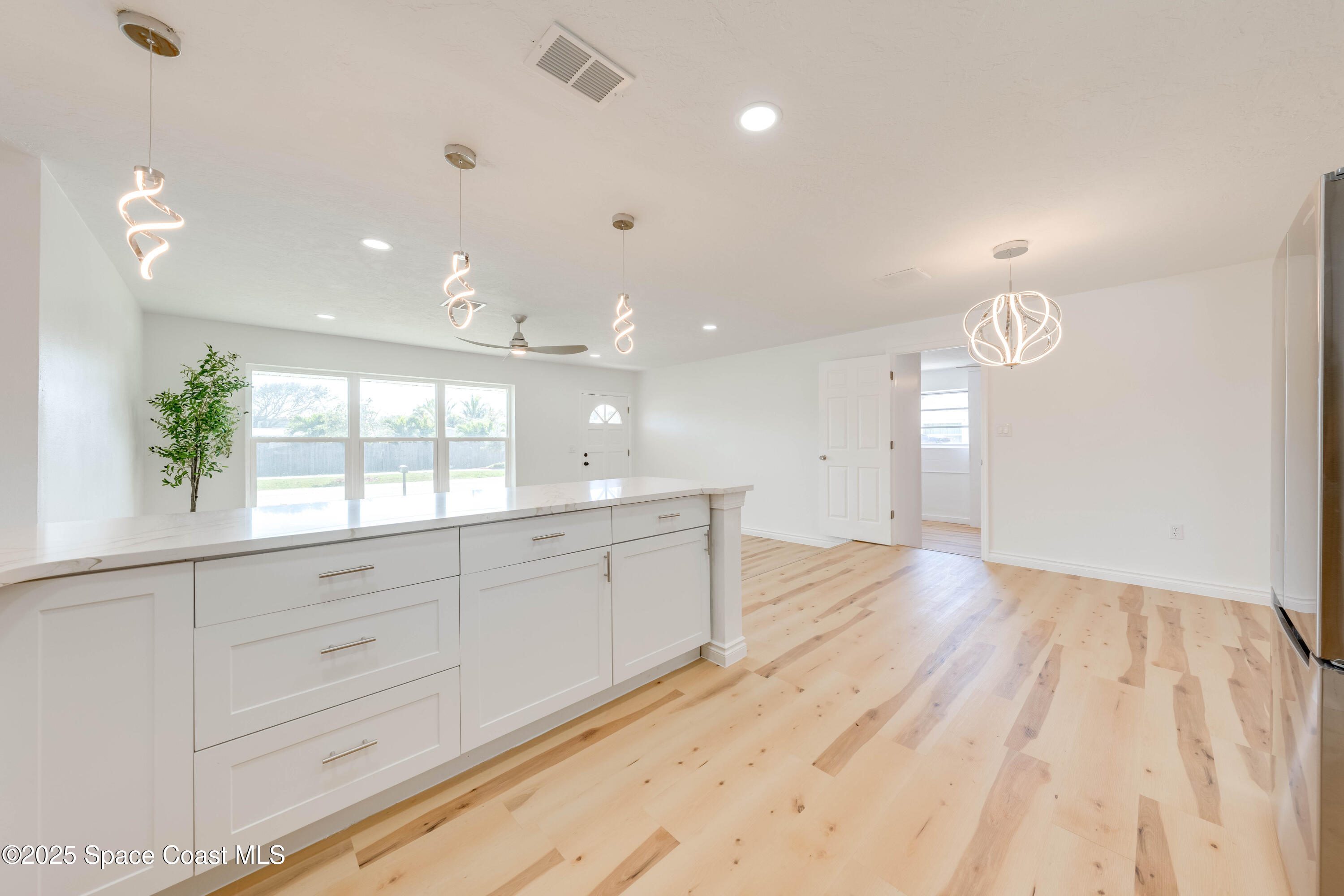 380 Cassia Boulevard