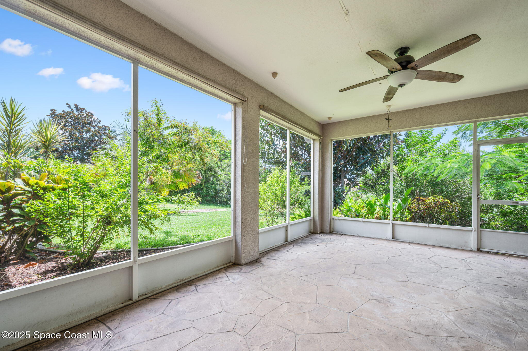 1623 Laramie Circle