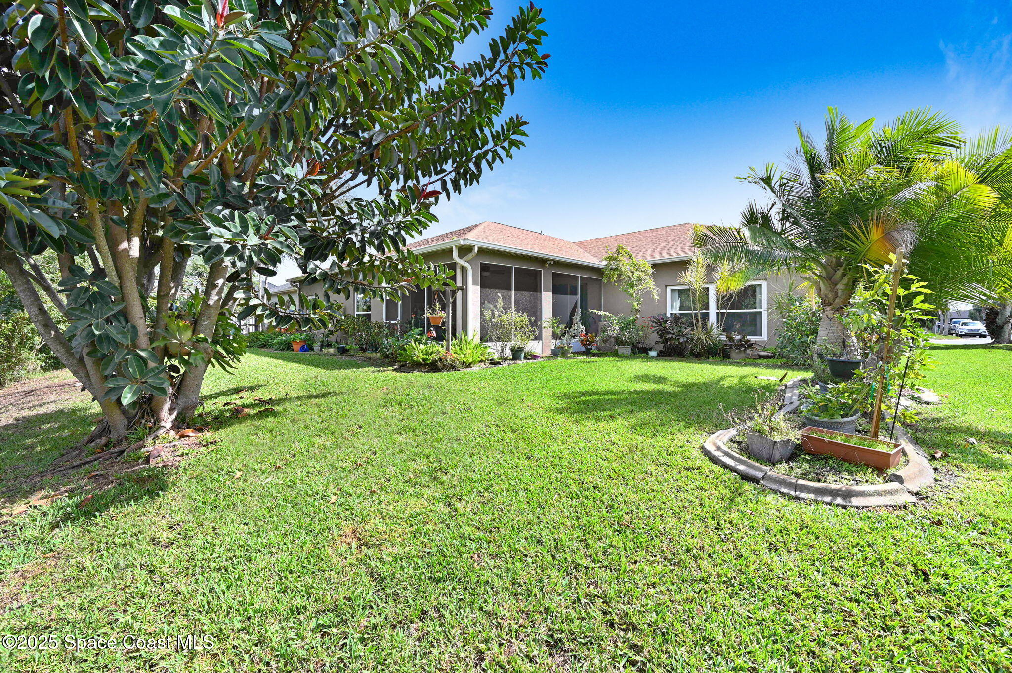1623 Laramie Circle