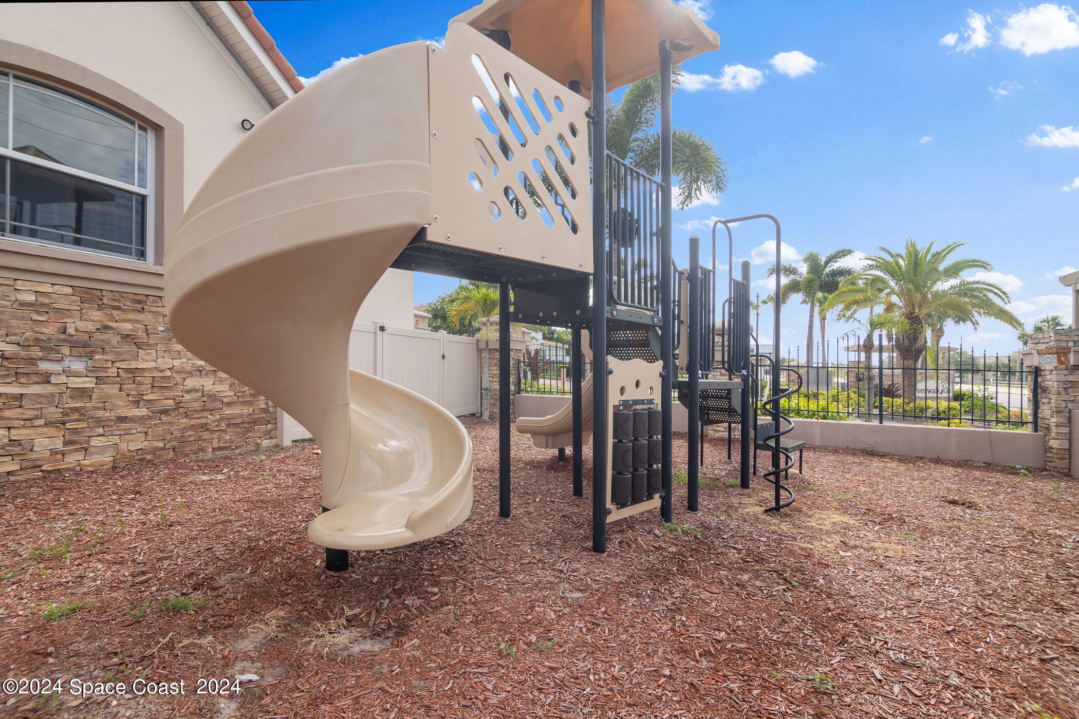 1410 Isabella Drive 104