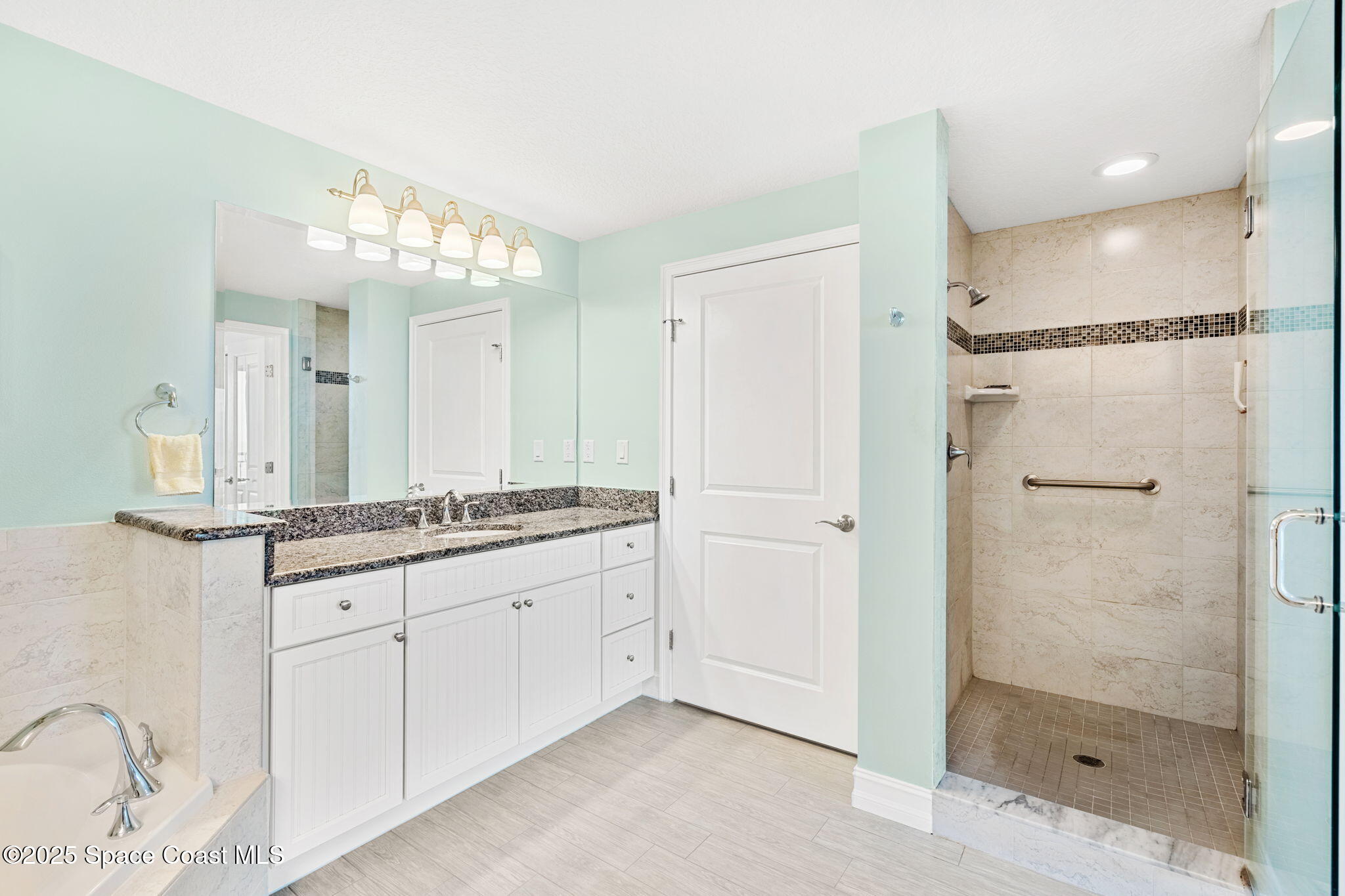 1045 Highway A1a, 506