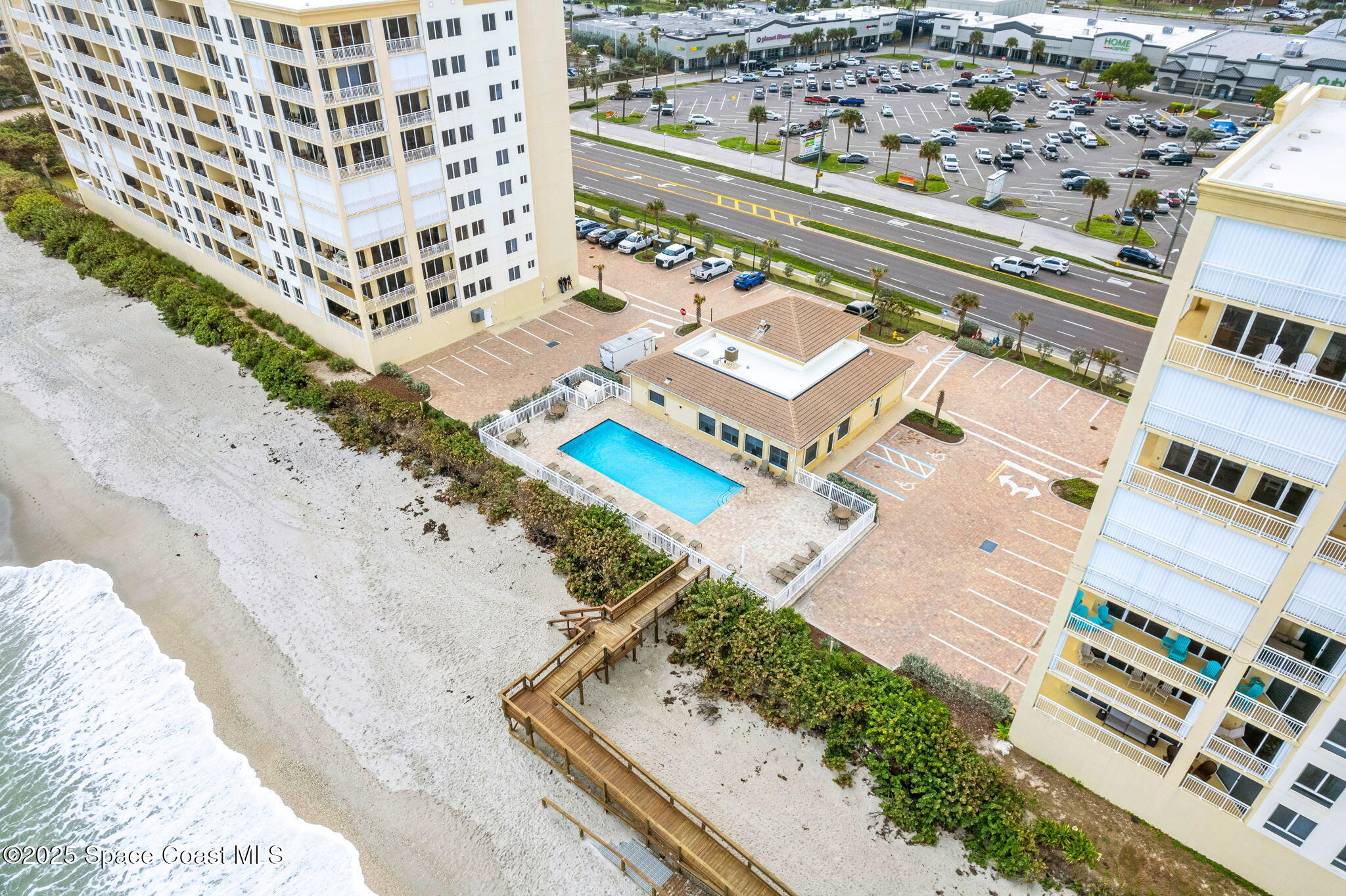 1045 Highway A1a, 506