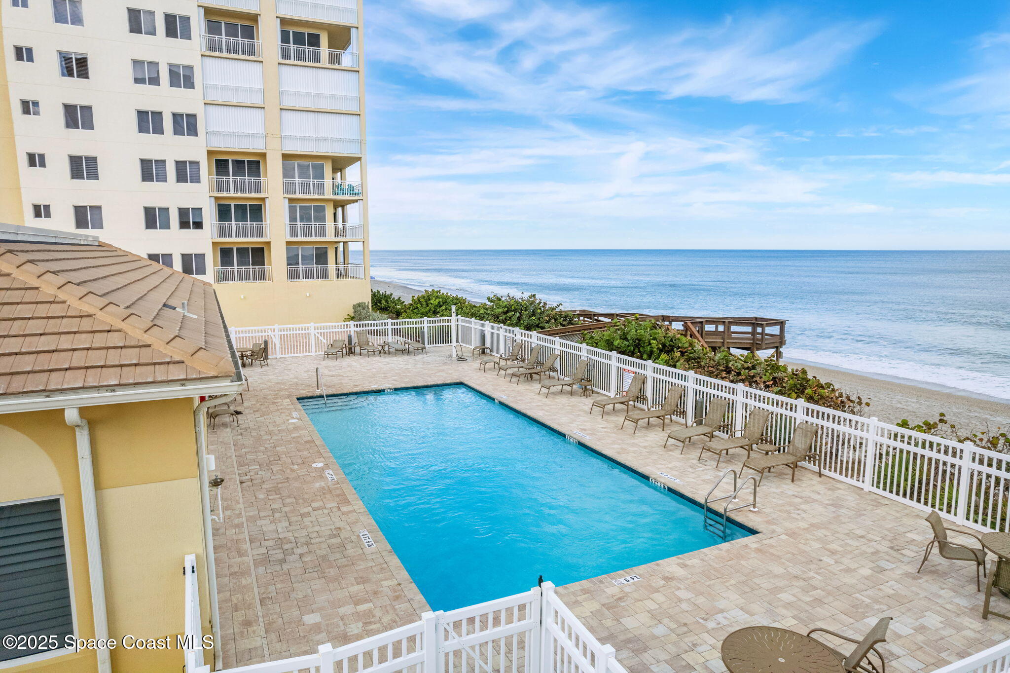 1045 Highway A1a, 506