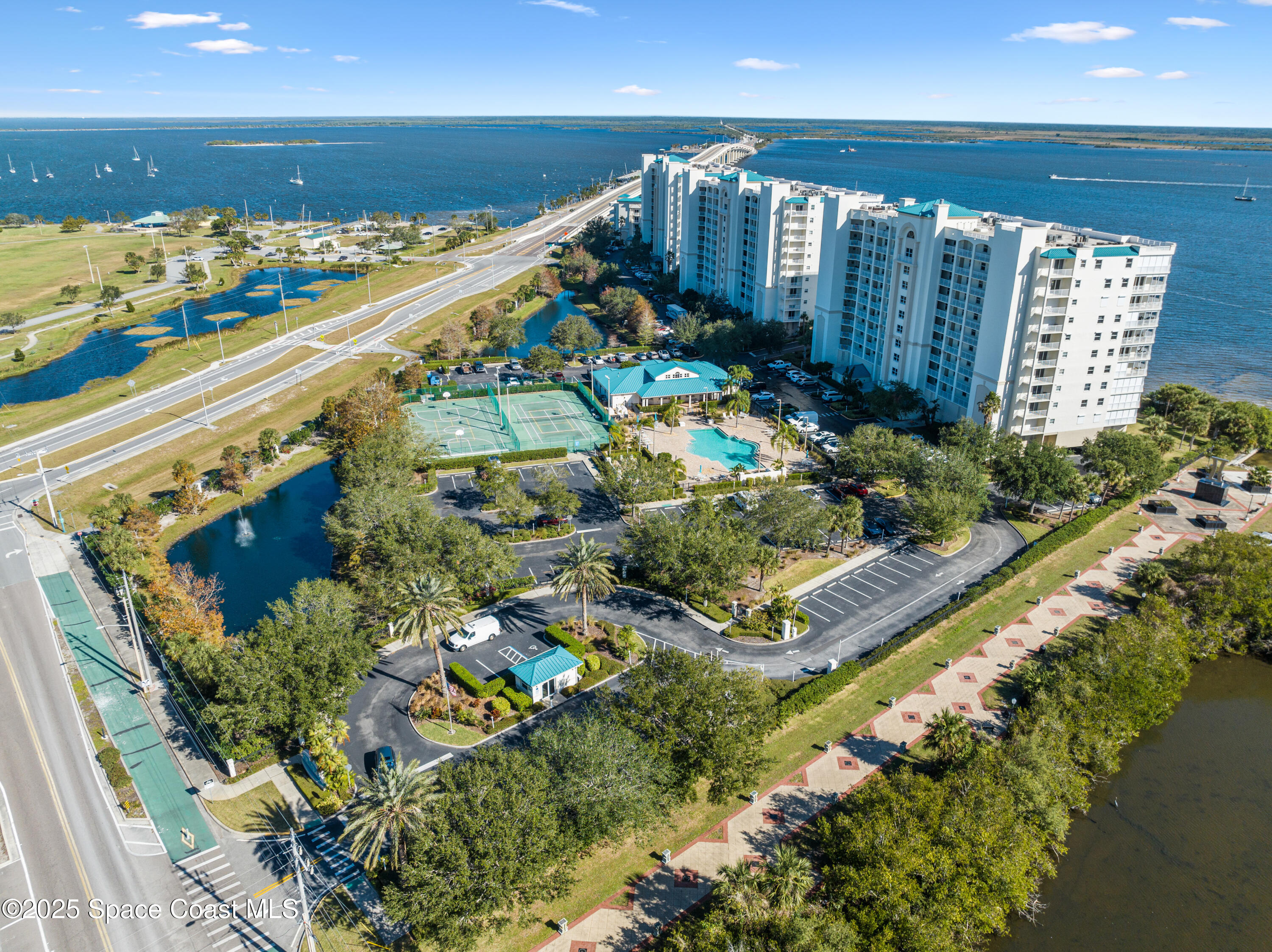 1 Indian River Avenue, 201