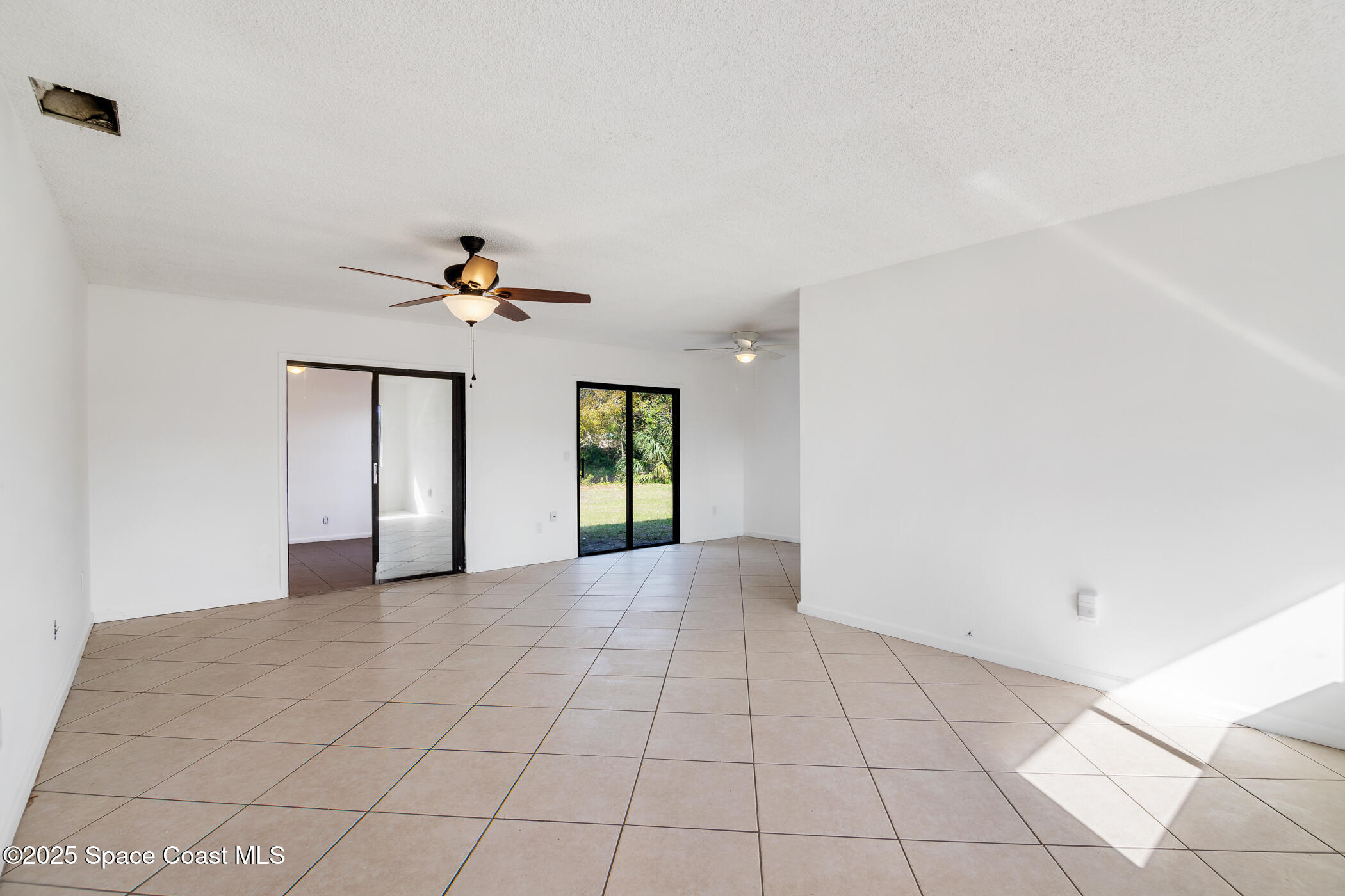 222 Van Loon Avenue NE