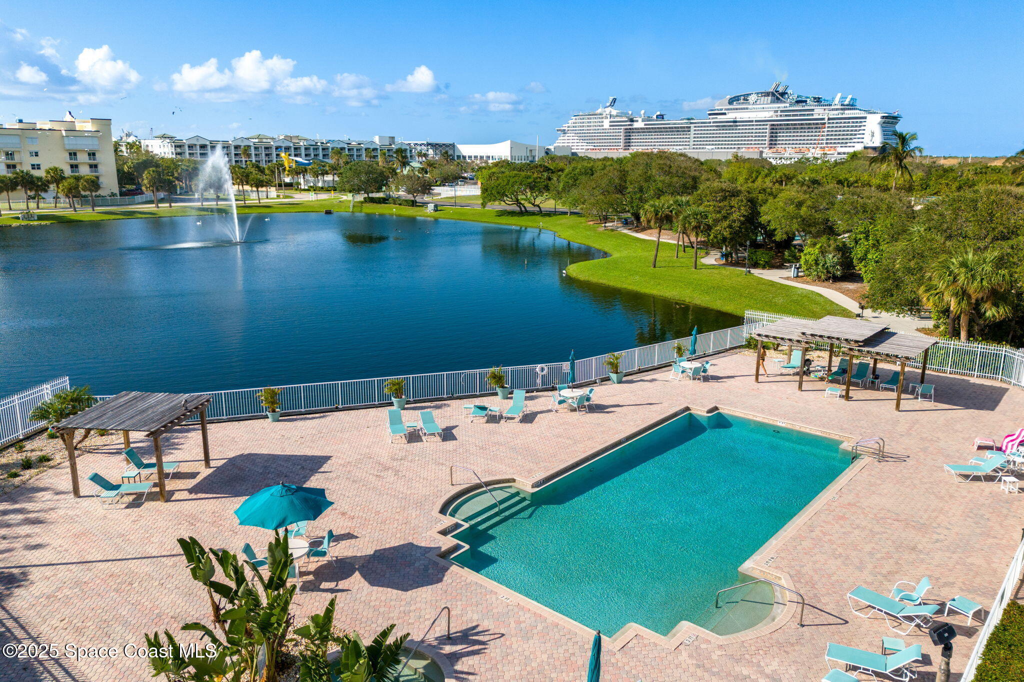 701 Solana Shores Drive, 306