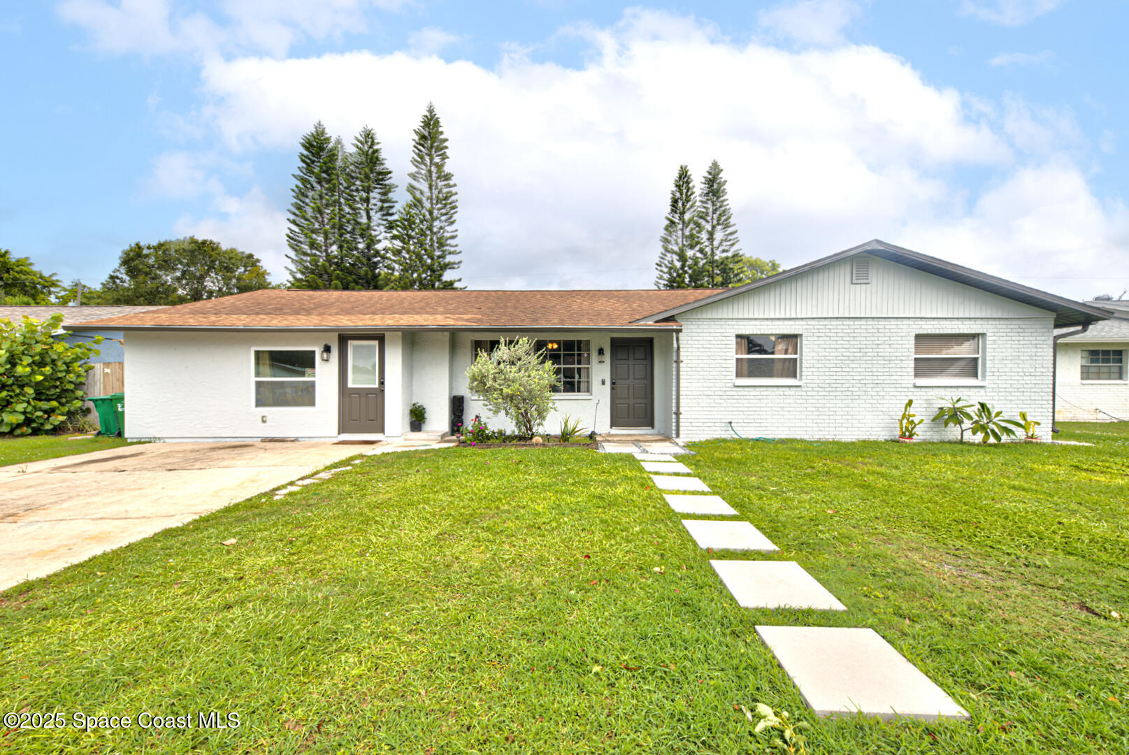 240 Maureen Avenue