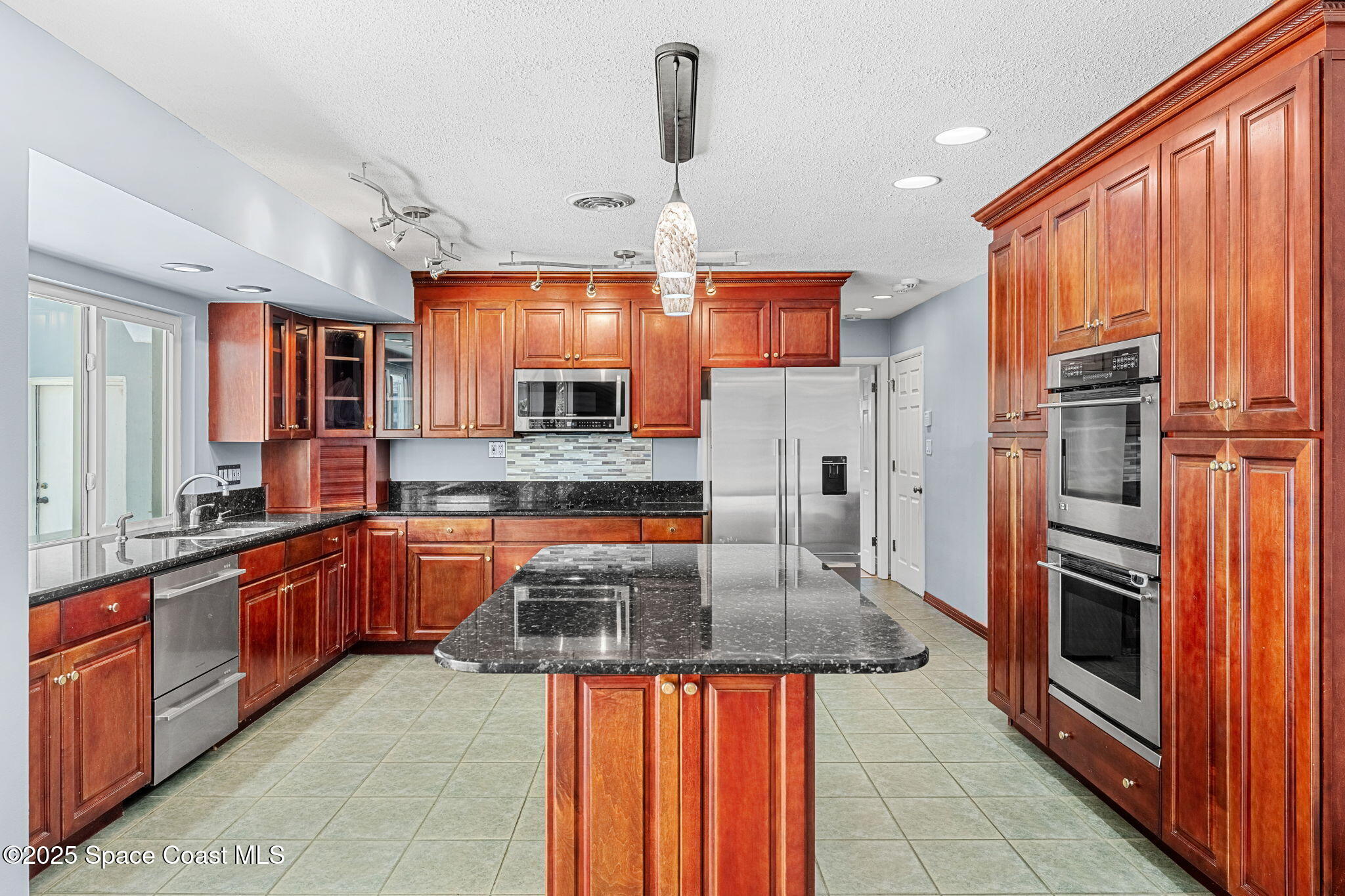 157 Cocoa Avenue