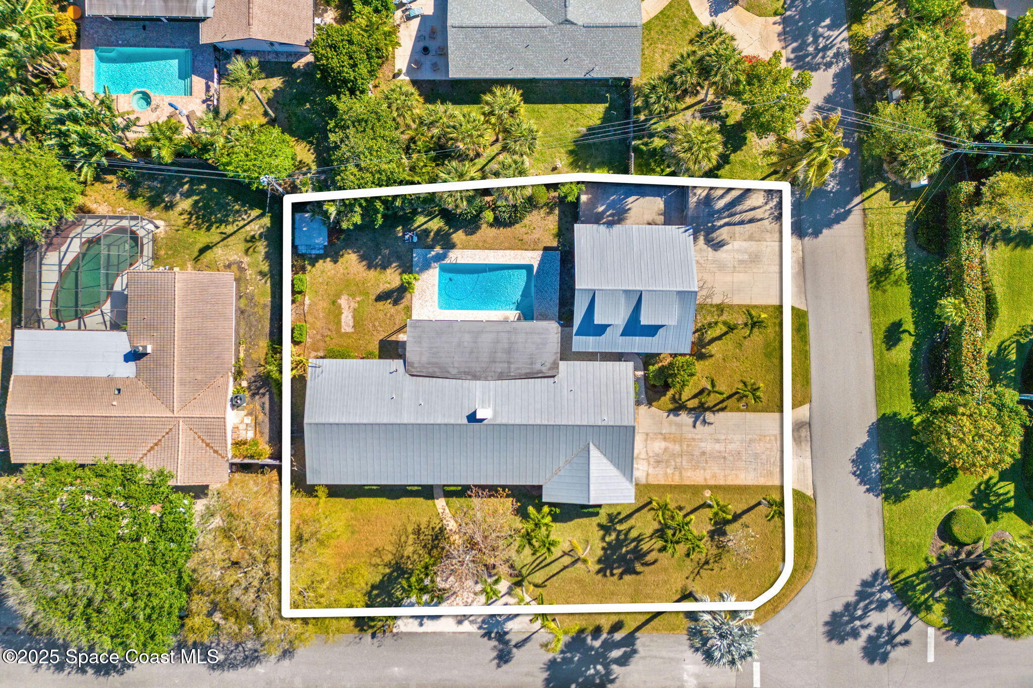 157 Cocoa Avenue