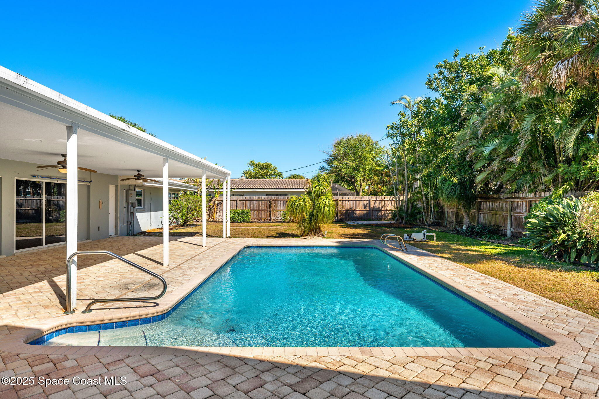 157 Cocoa Avenue