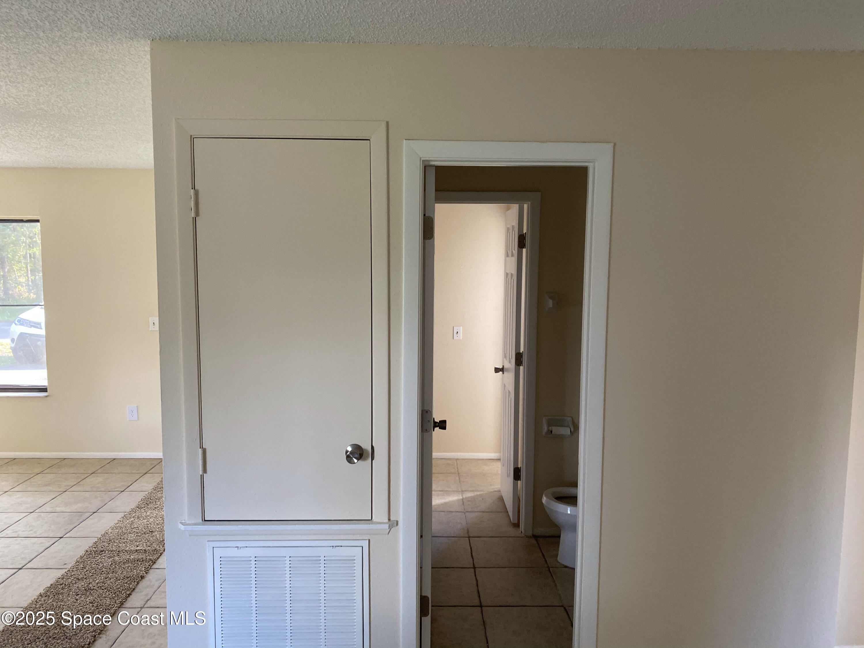 250 Foremost Avenue NW