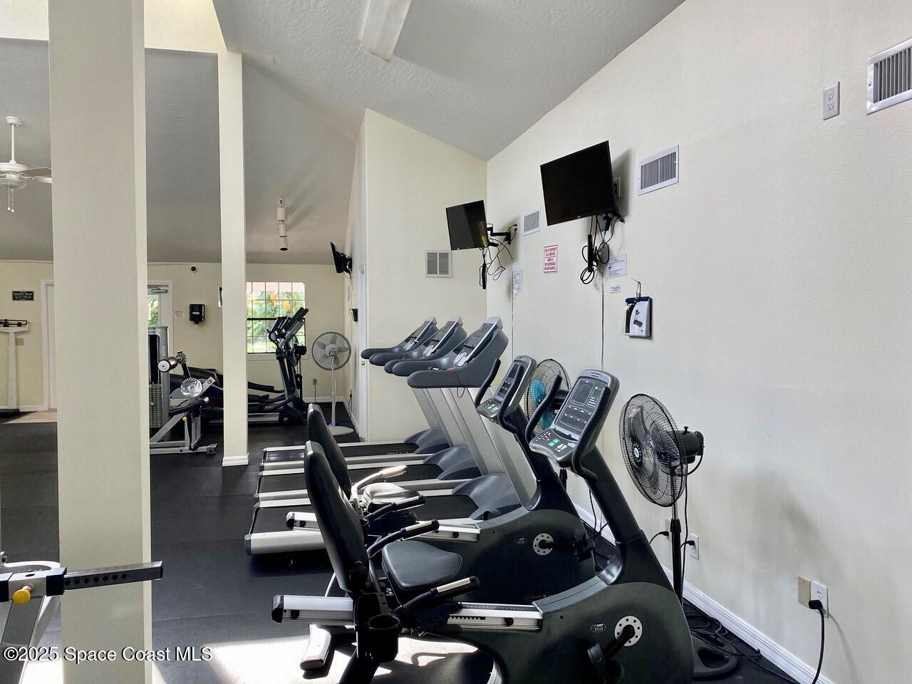 841 Aquarina Boulevard