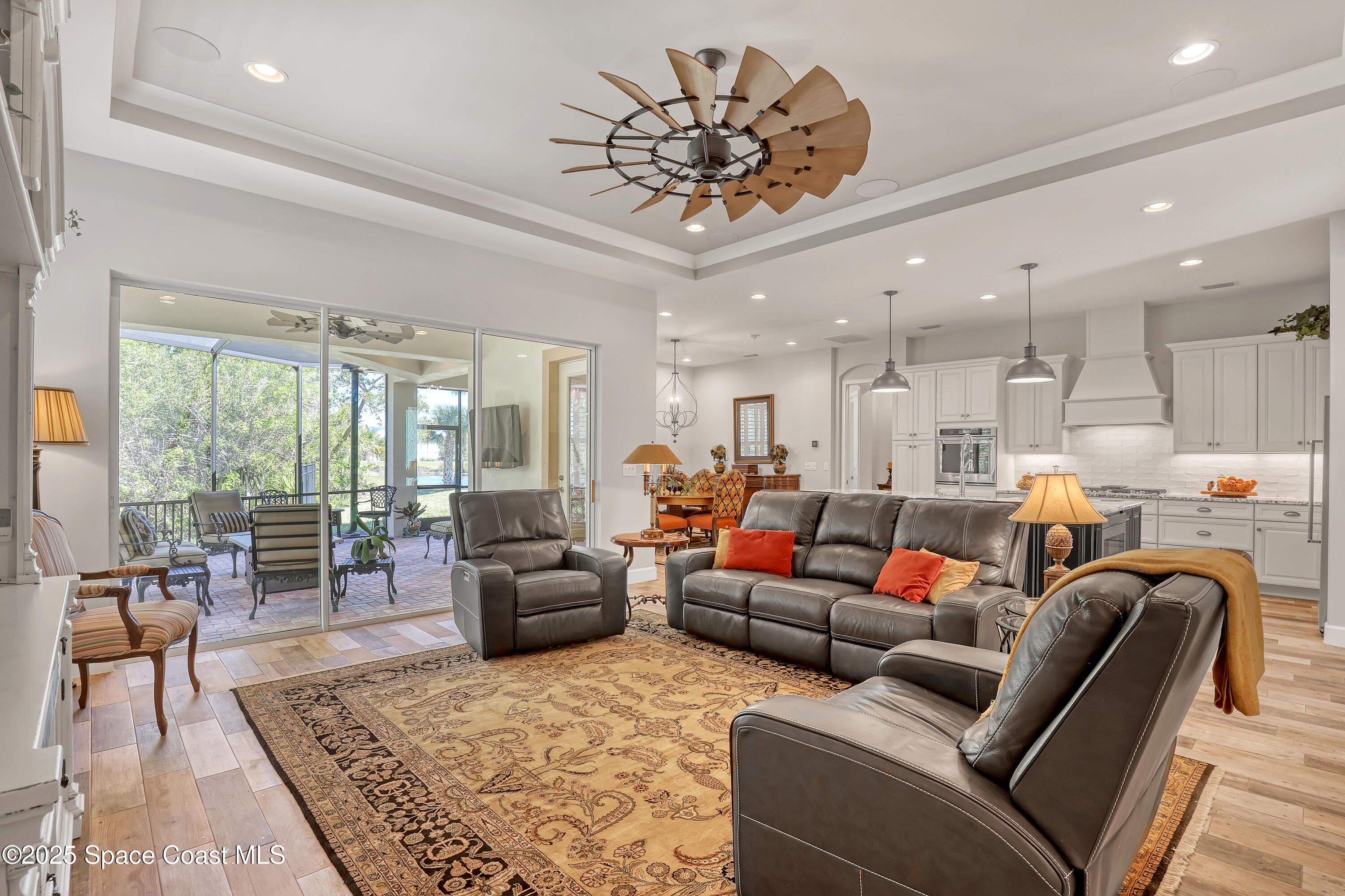 841 Aquarina Boulevard