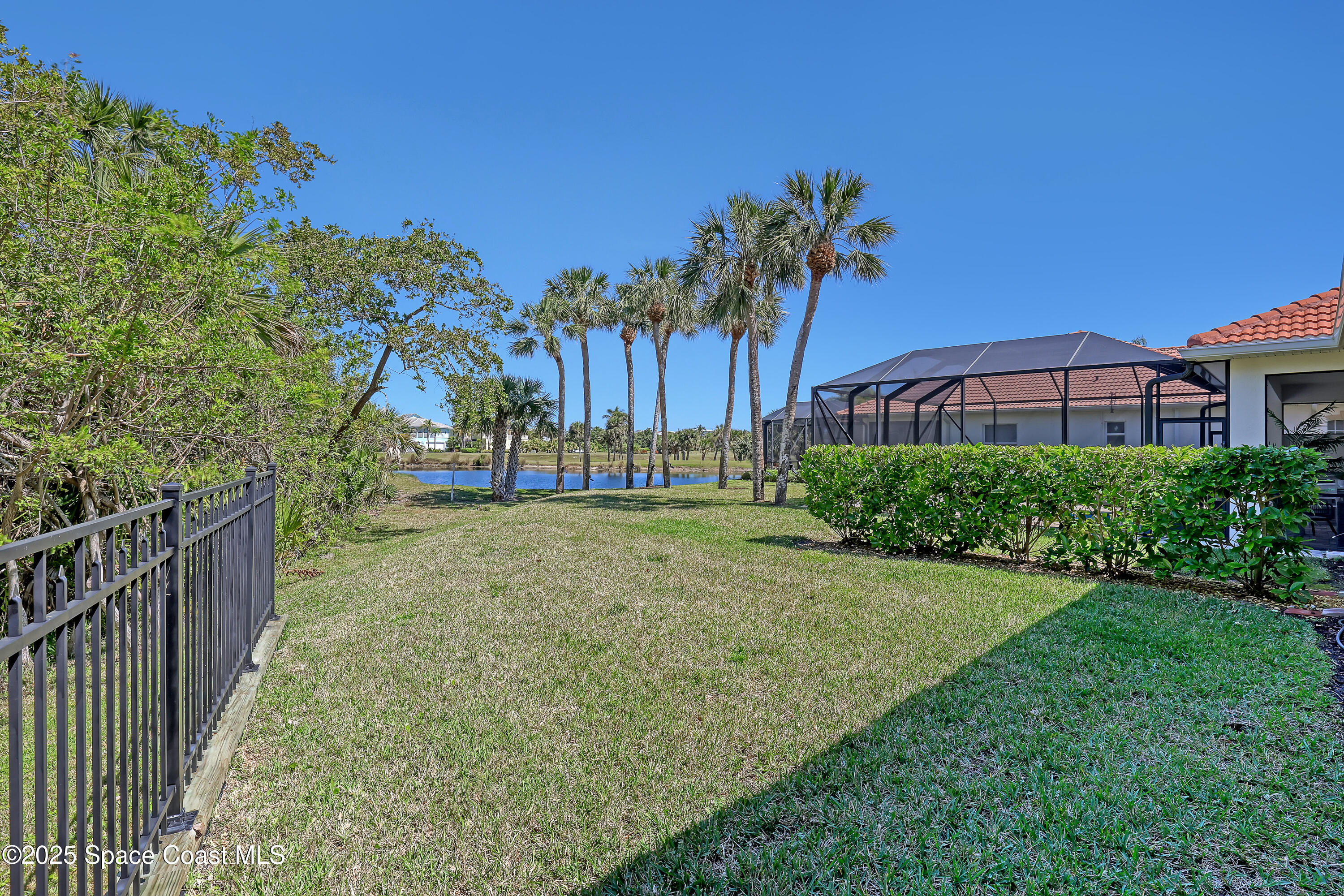 841 Aquarina Boulevard