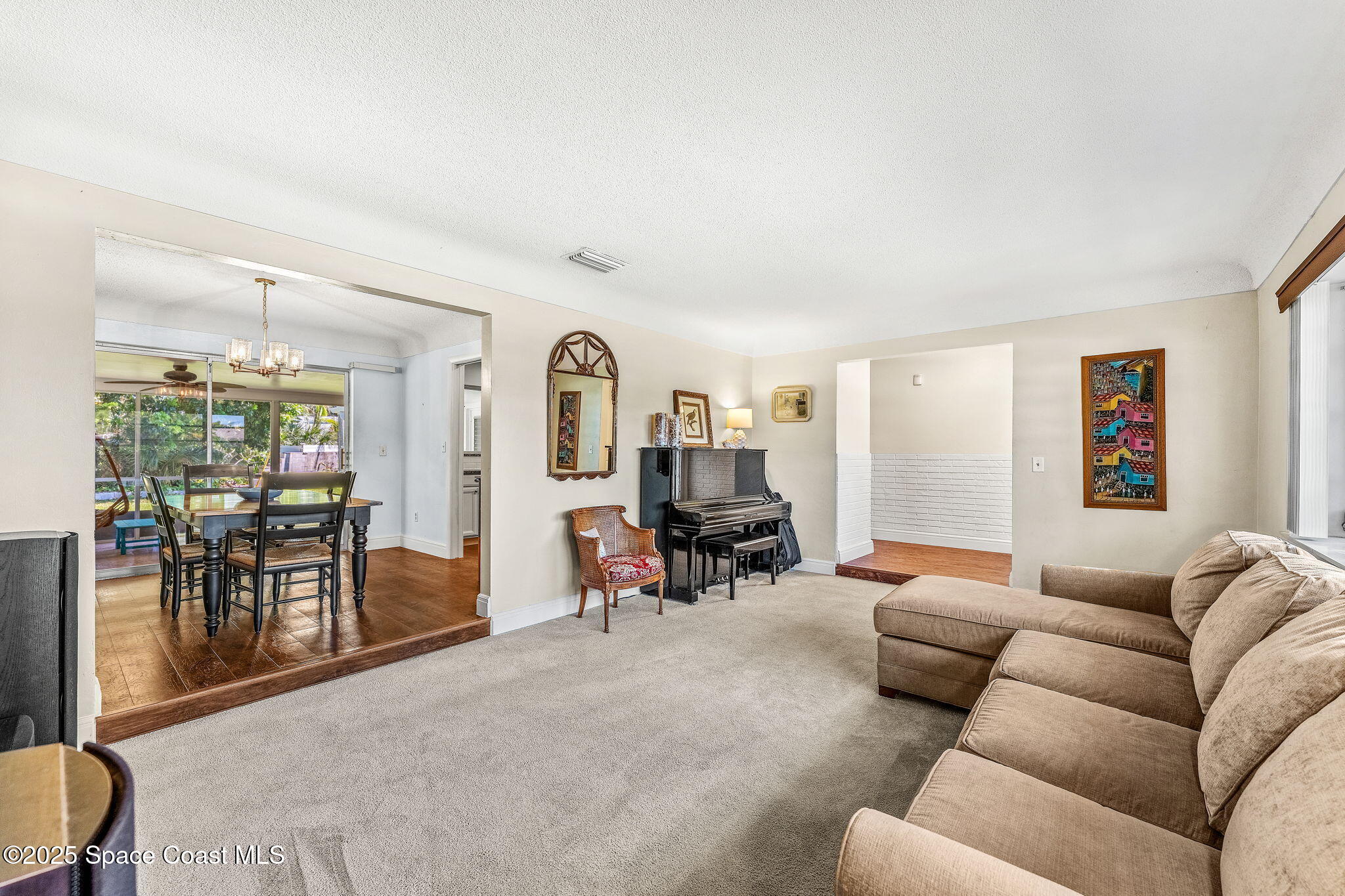 595 Glenwood Avenue