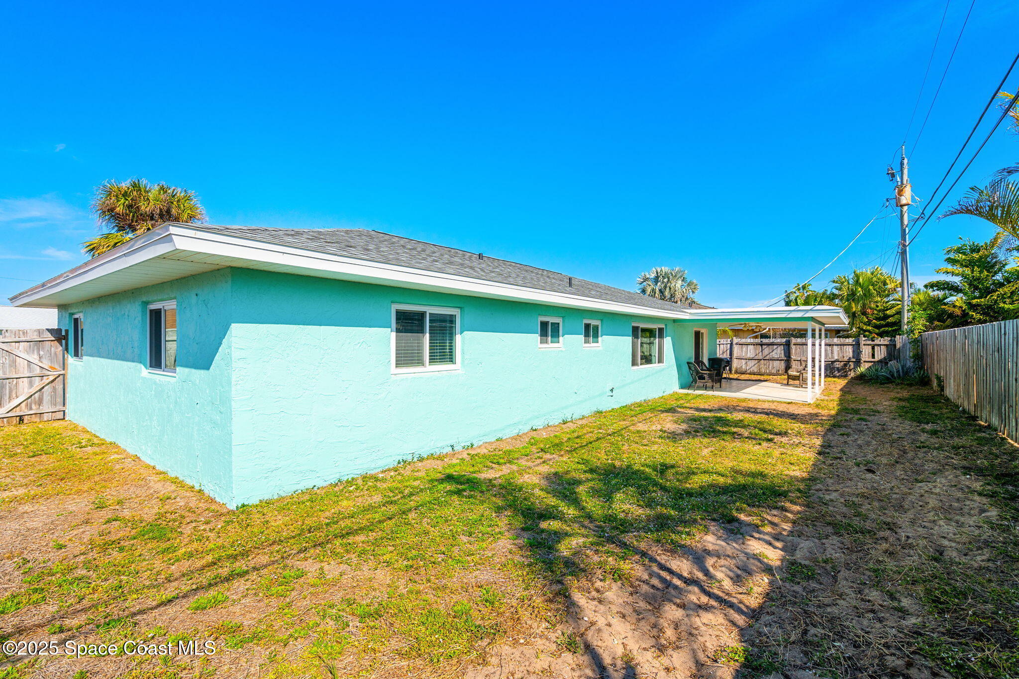 725 Palm Drive