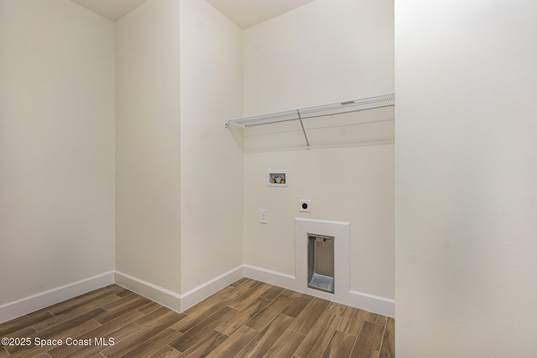 114 Galveston Street SW