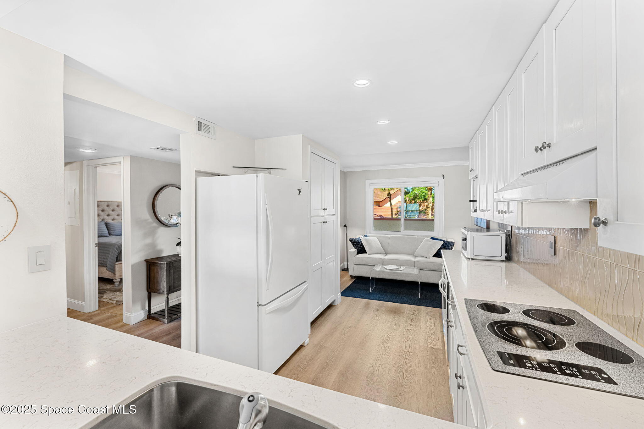 3220 River Villa Way, 114