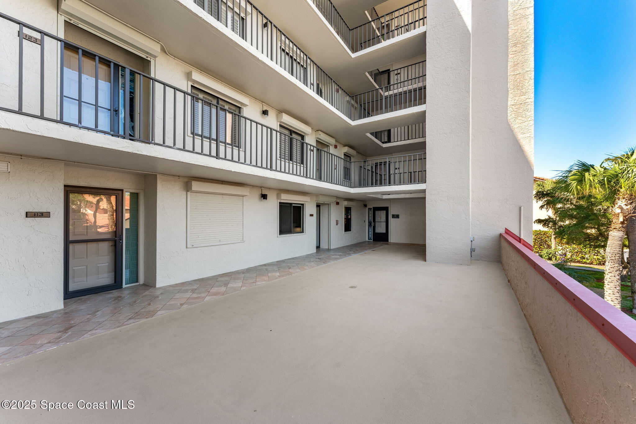 3220 River Villa Way, 114