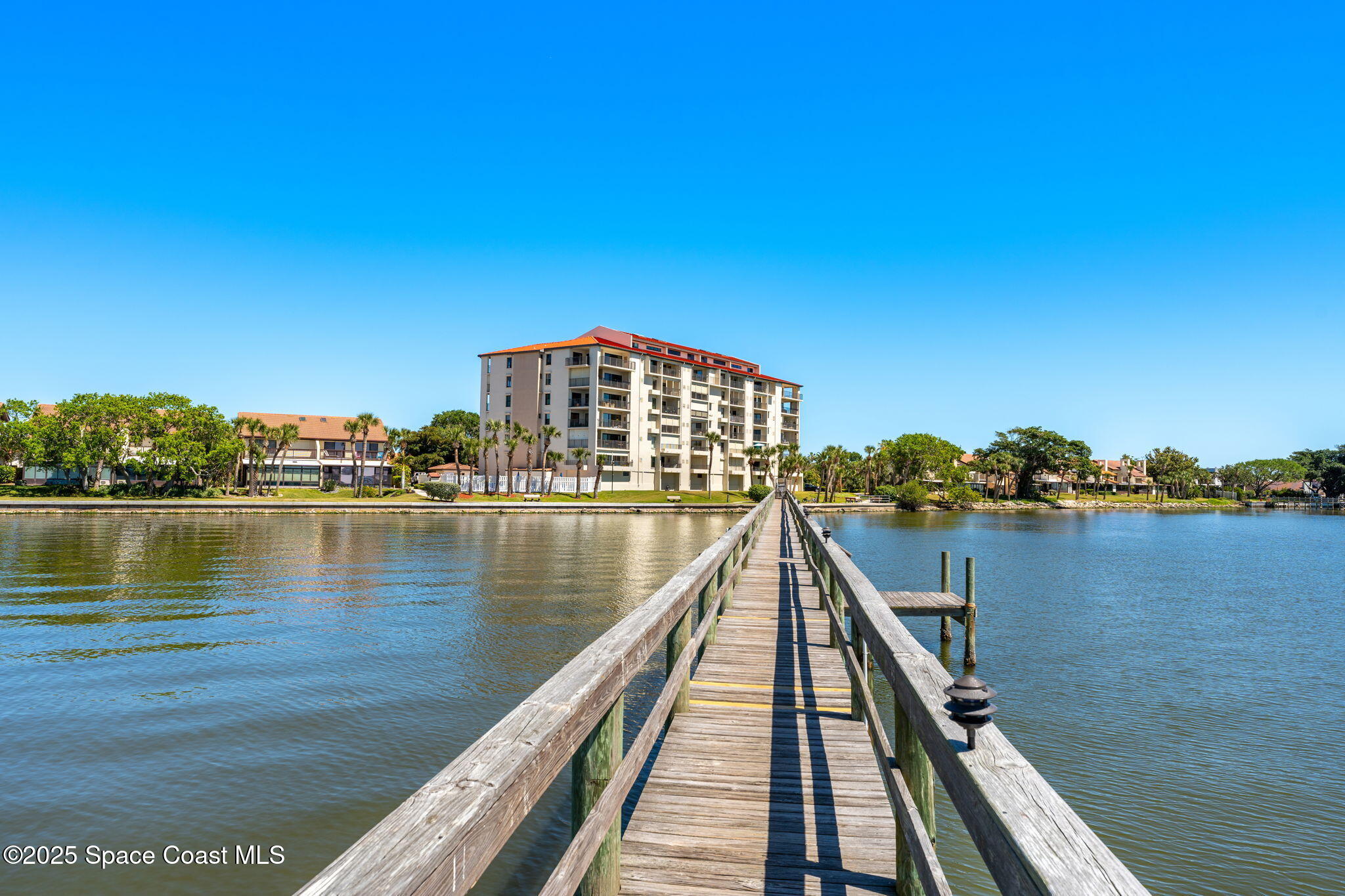 3220 River Villa Way, 114