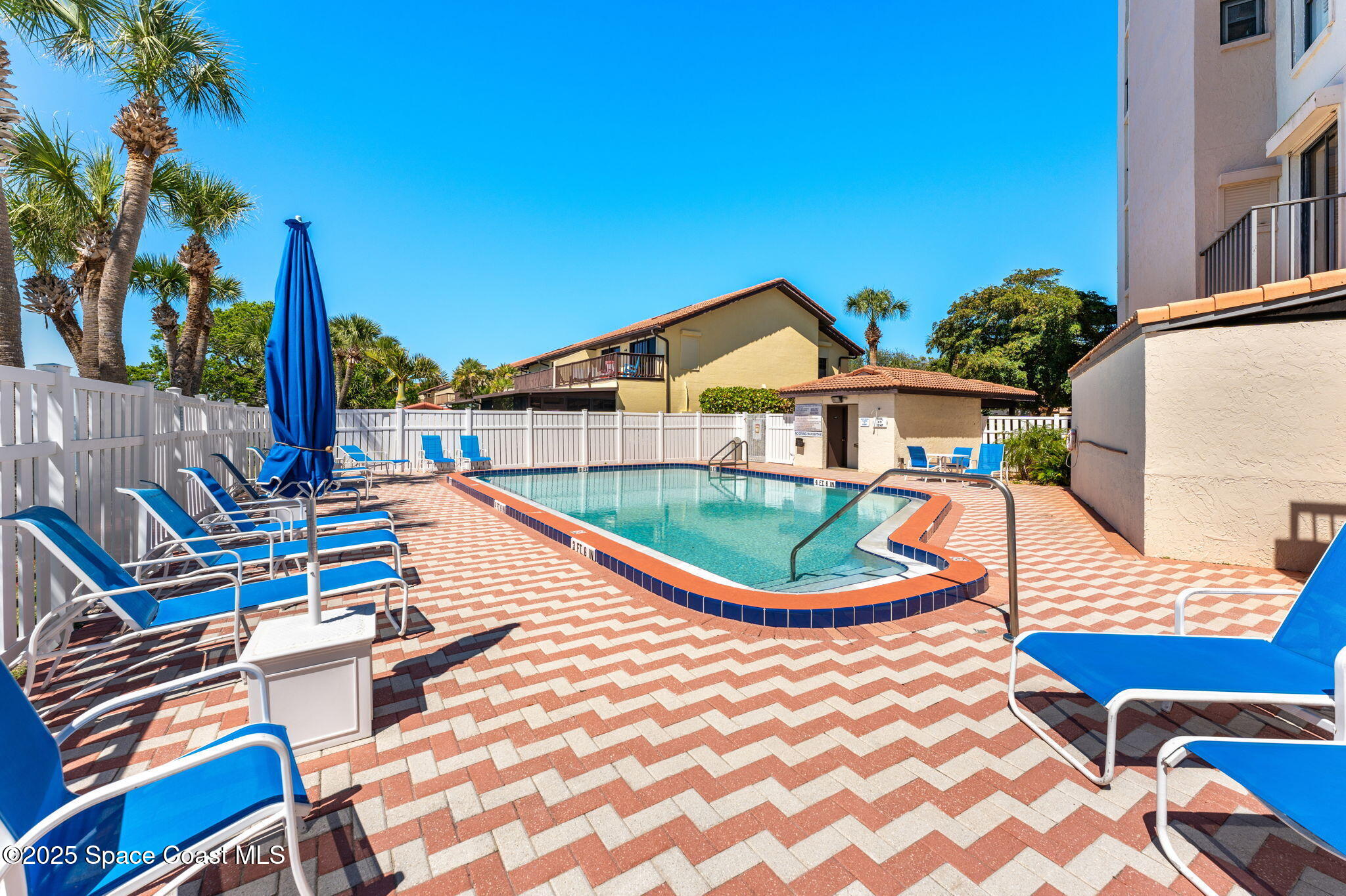3220 River Villa Way, 114