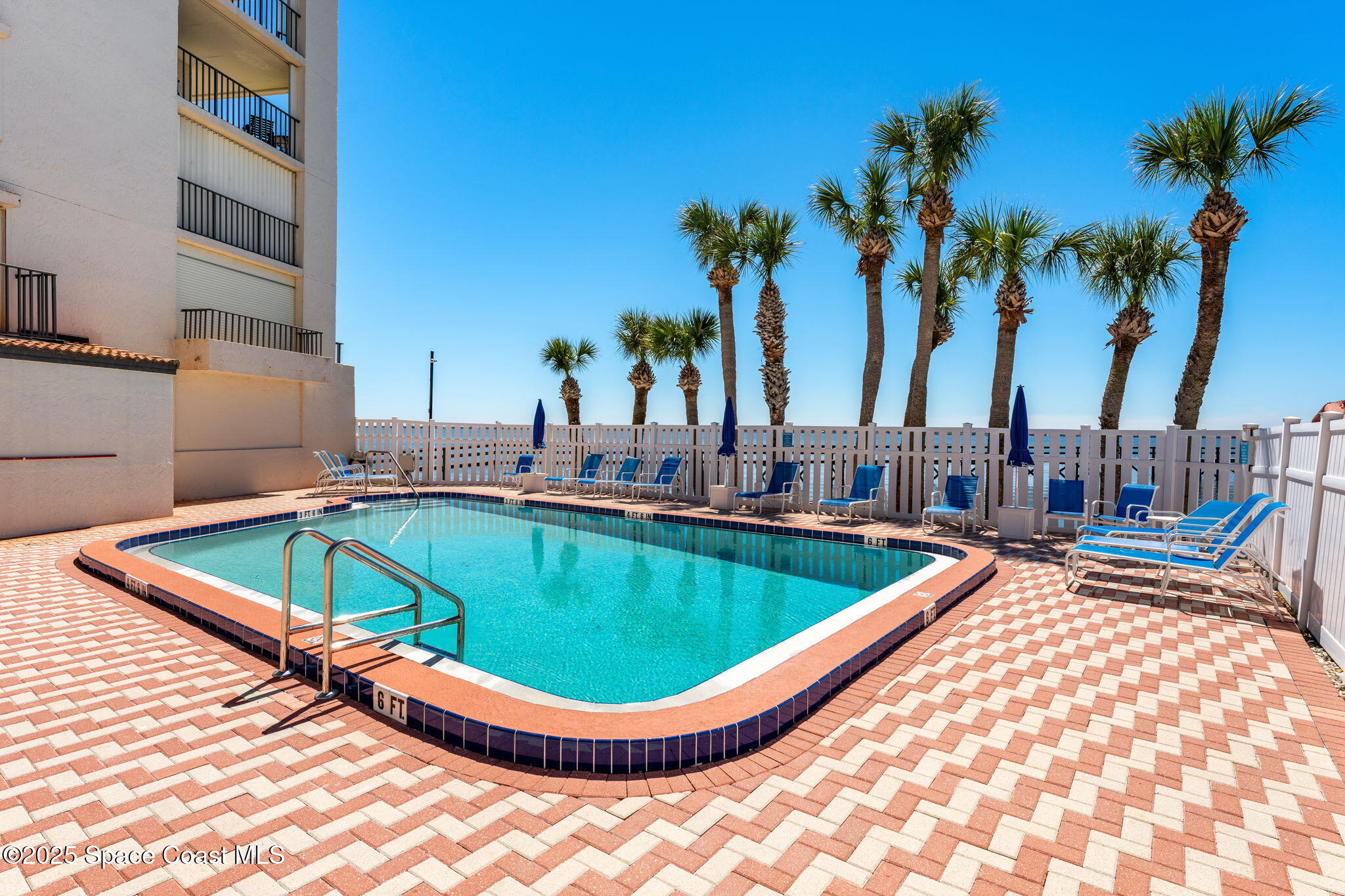 3220 River Villa Way, 114