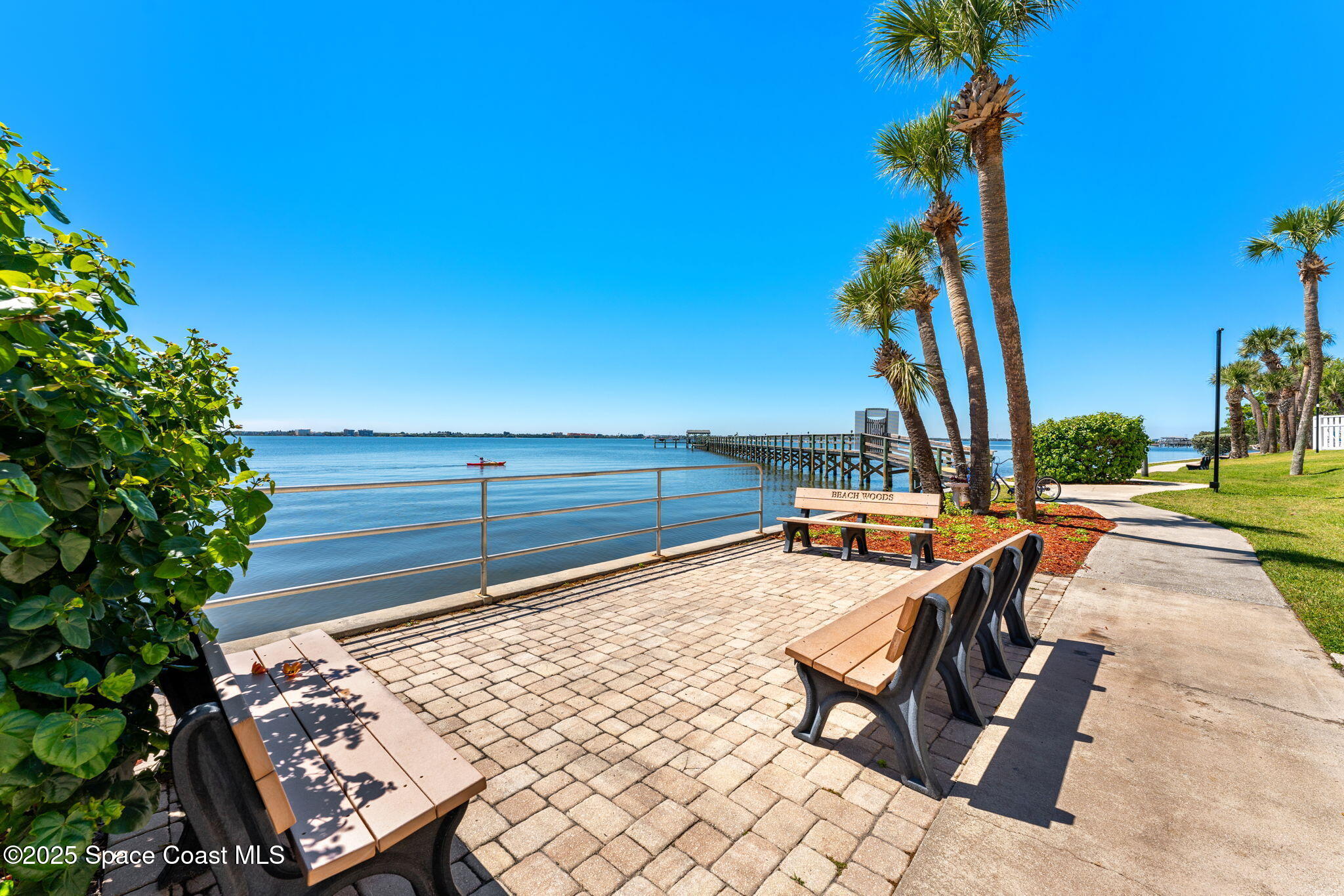 3220 River Villa Way, 114