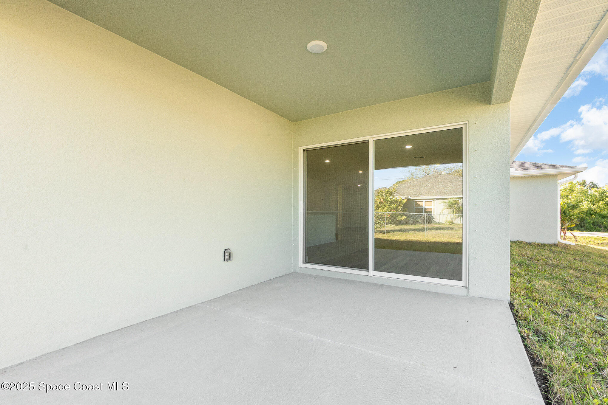 2277 Santa Maria Avenue SE