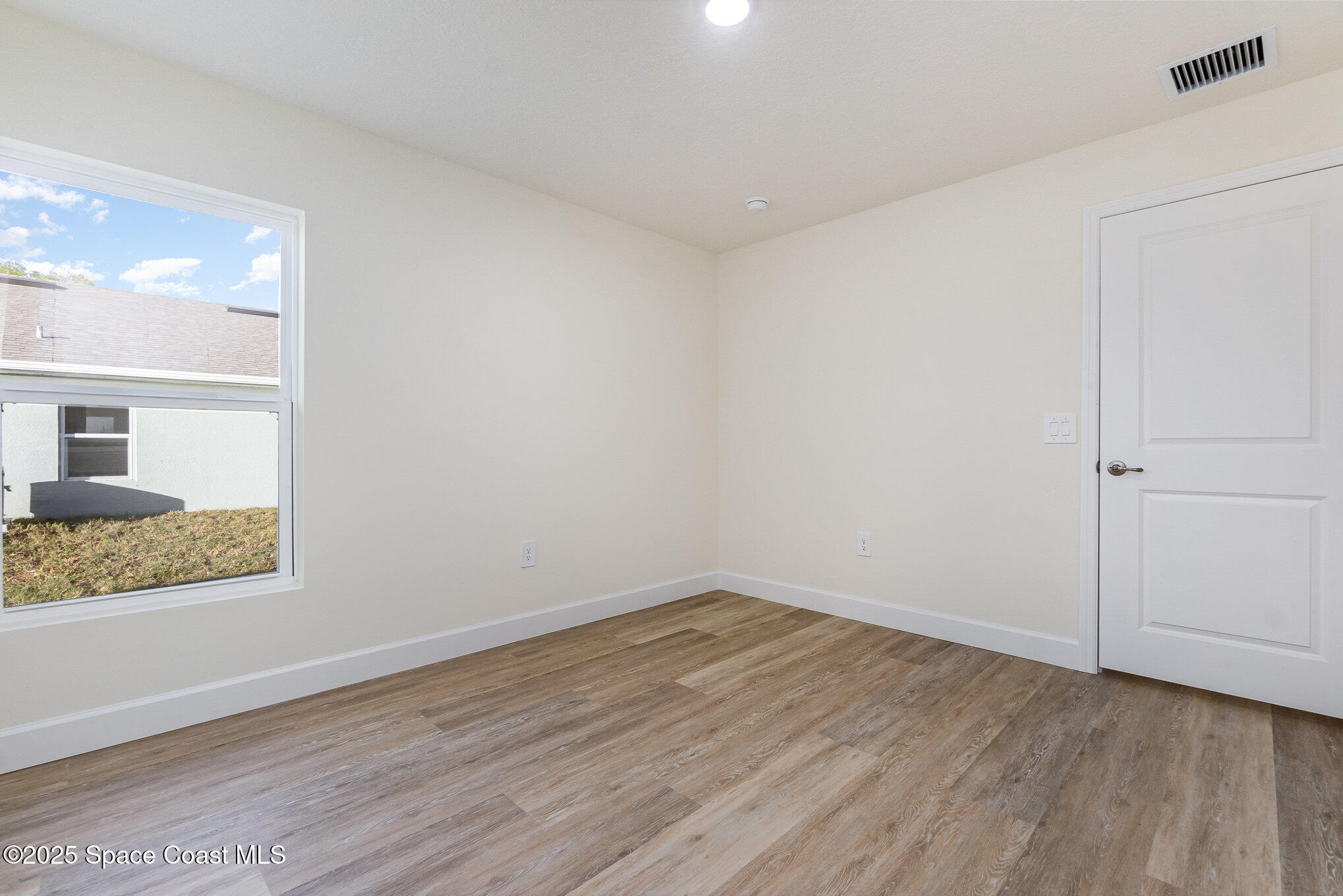 2287 Santa Maria Avenue SE