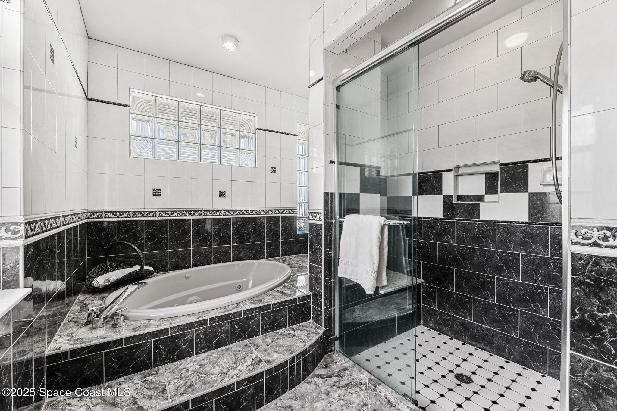 3174 Villa Espana Trail